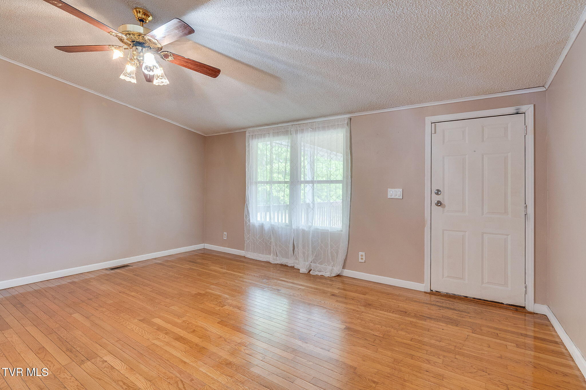 448 Parker Estates Road, Gate City, Virginia image 6