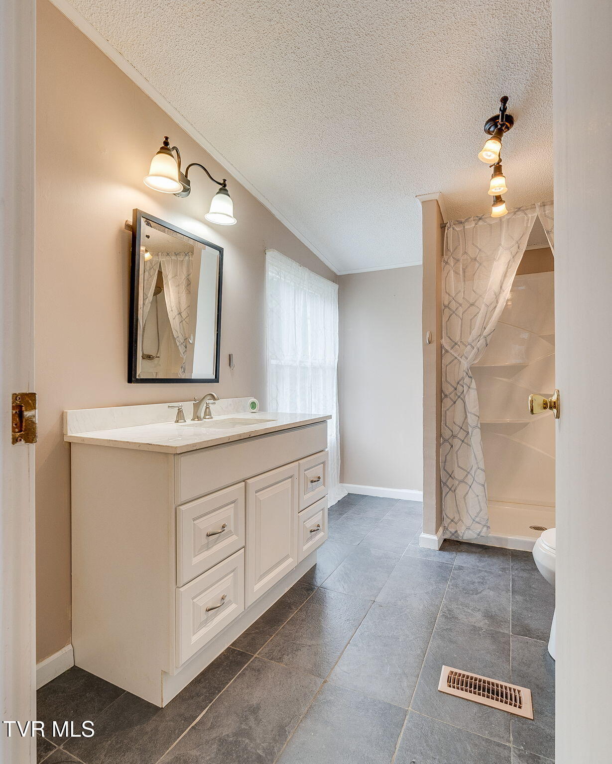 448 Parker Estates Road, Gate City, Virginia image 13