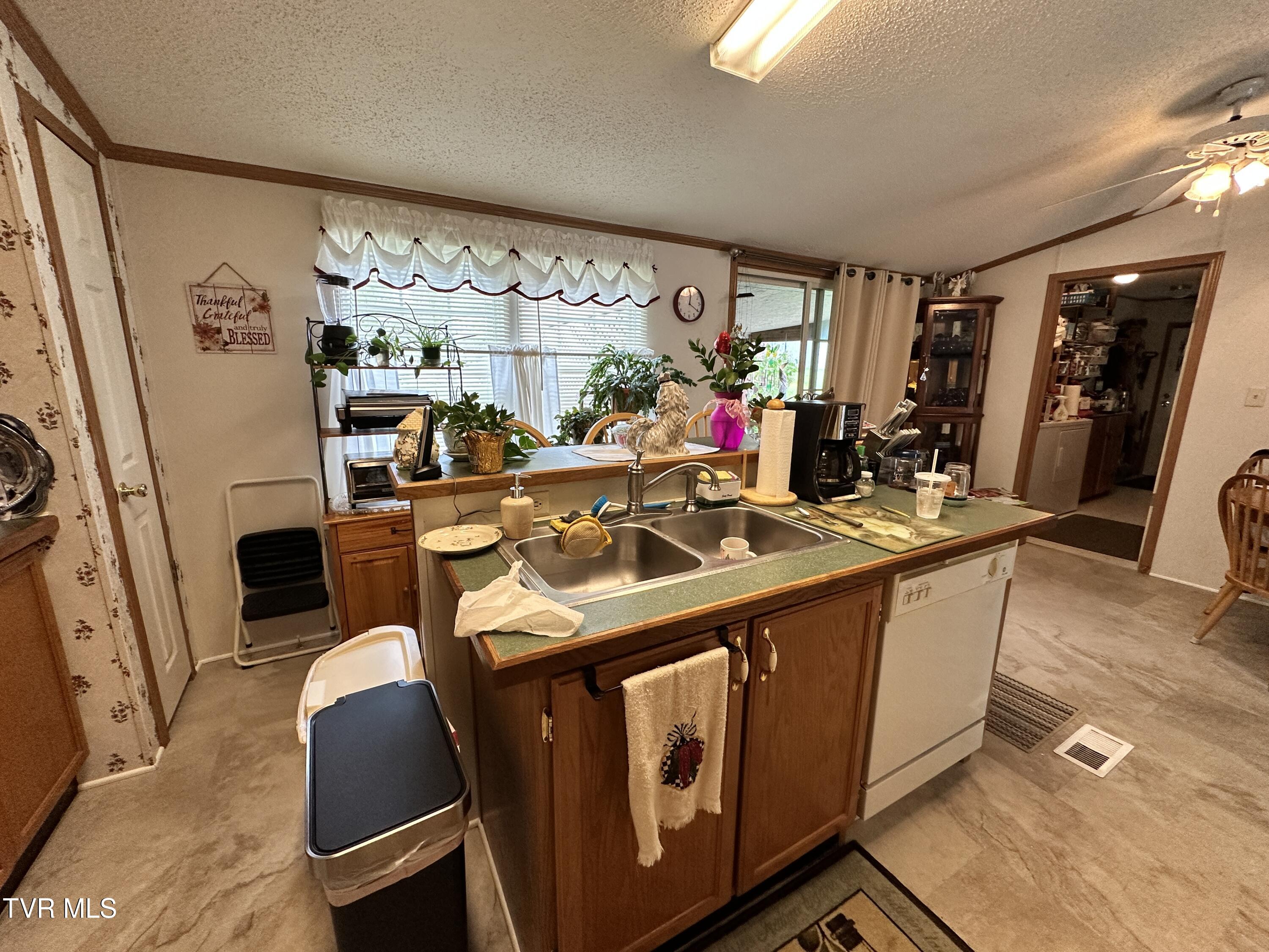 105 Helbert Pvt Drive, Bristol, Tennessee image 9