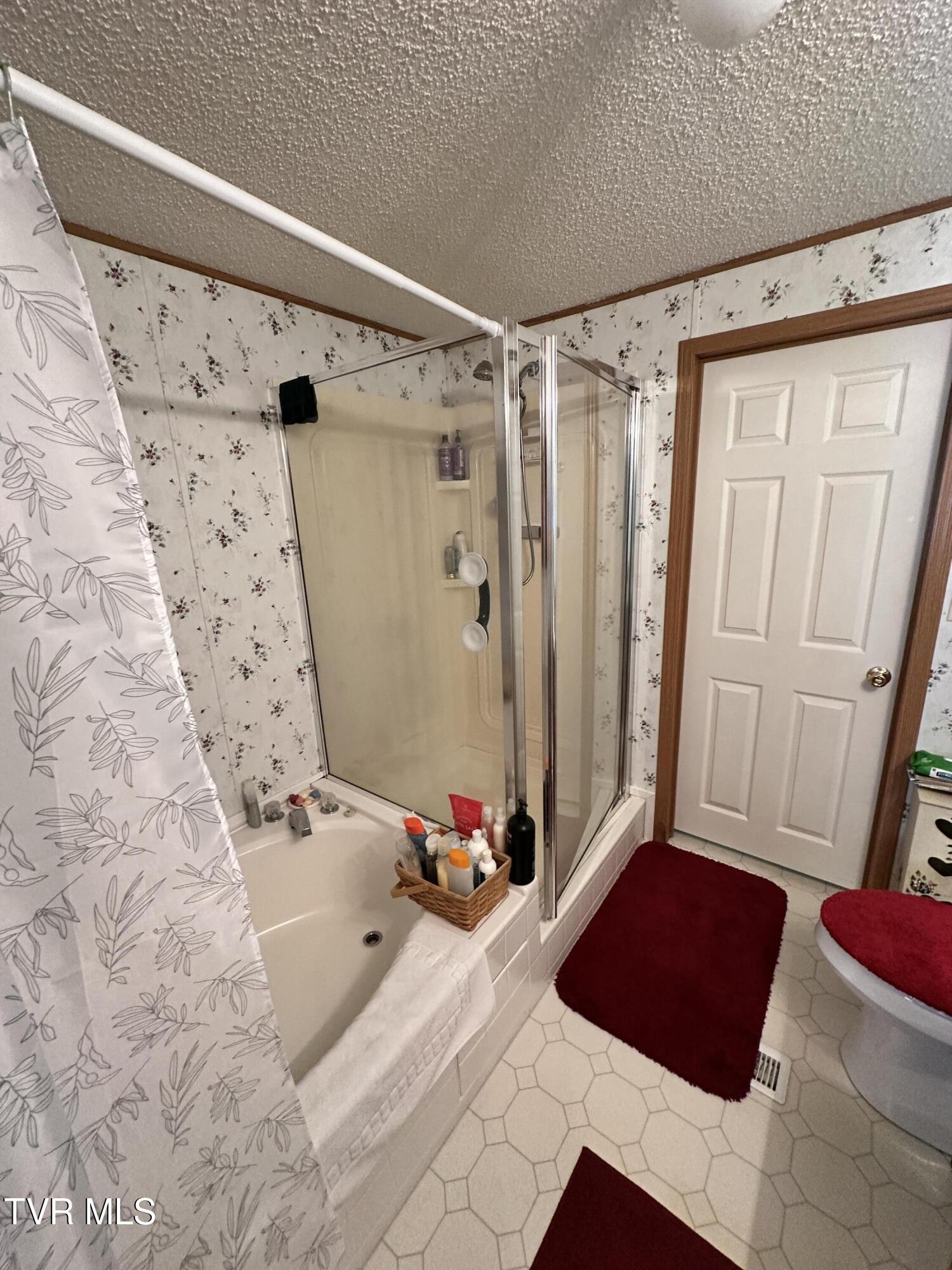 105 Helbert Pvt Drive, Bristol, Tennessee image 17