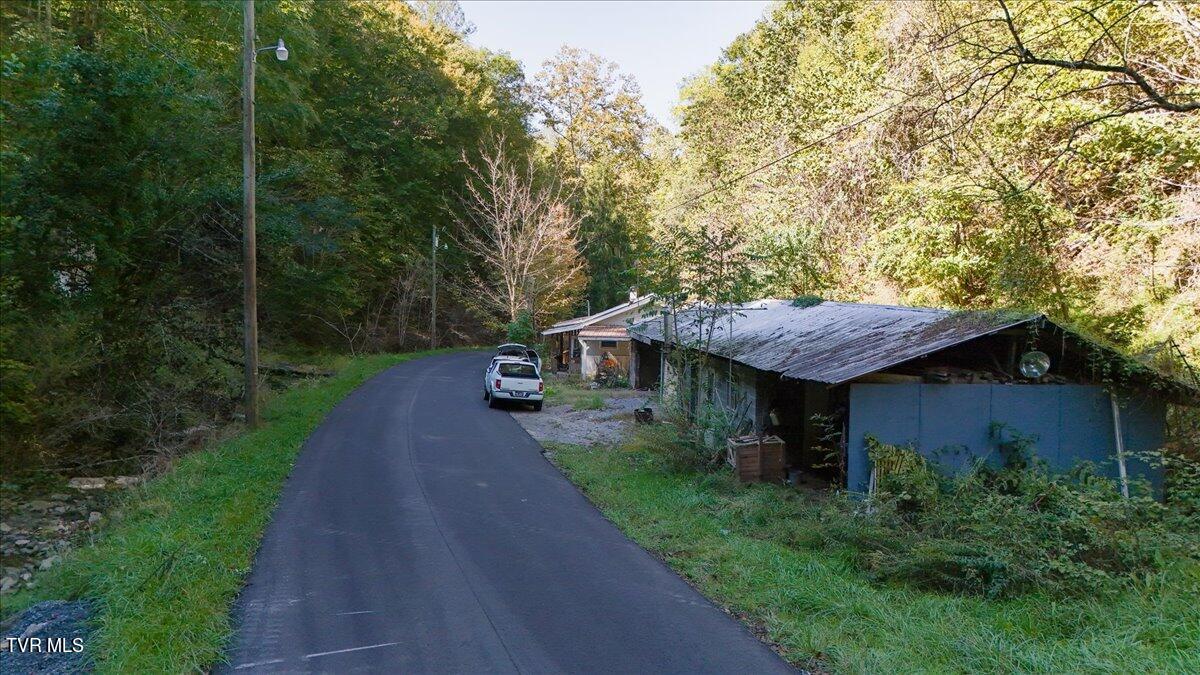 4493 Livingston Creek Road, Bristol, Virginia image 13