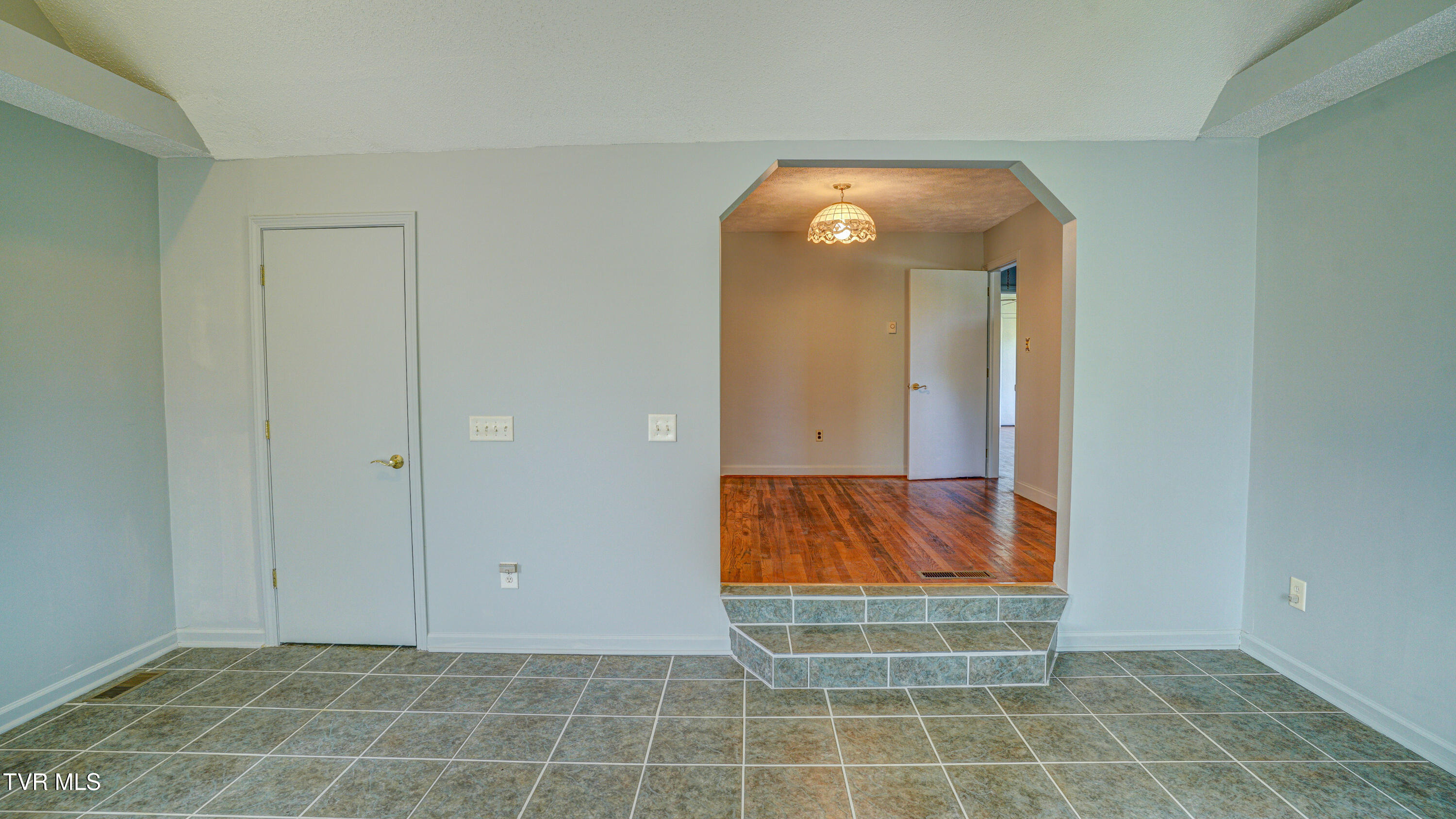 202 Redwood Road, Bristol, Tennessee image 38