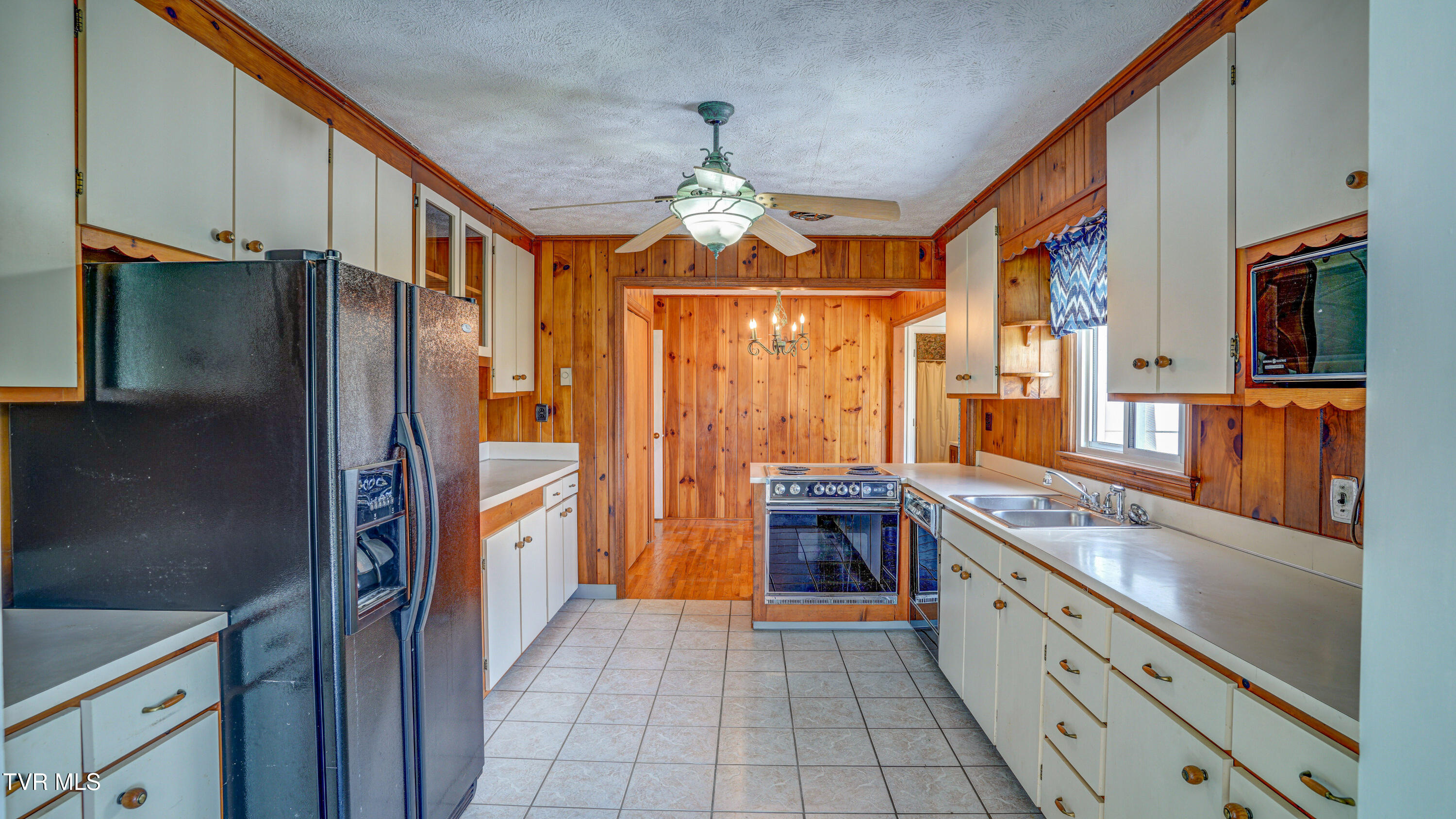 202 Redwood Road, Bristol, Tennessee image 14