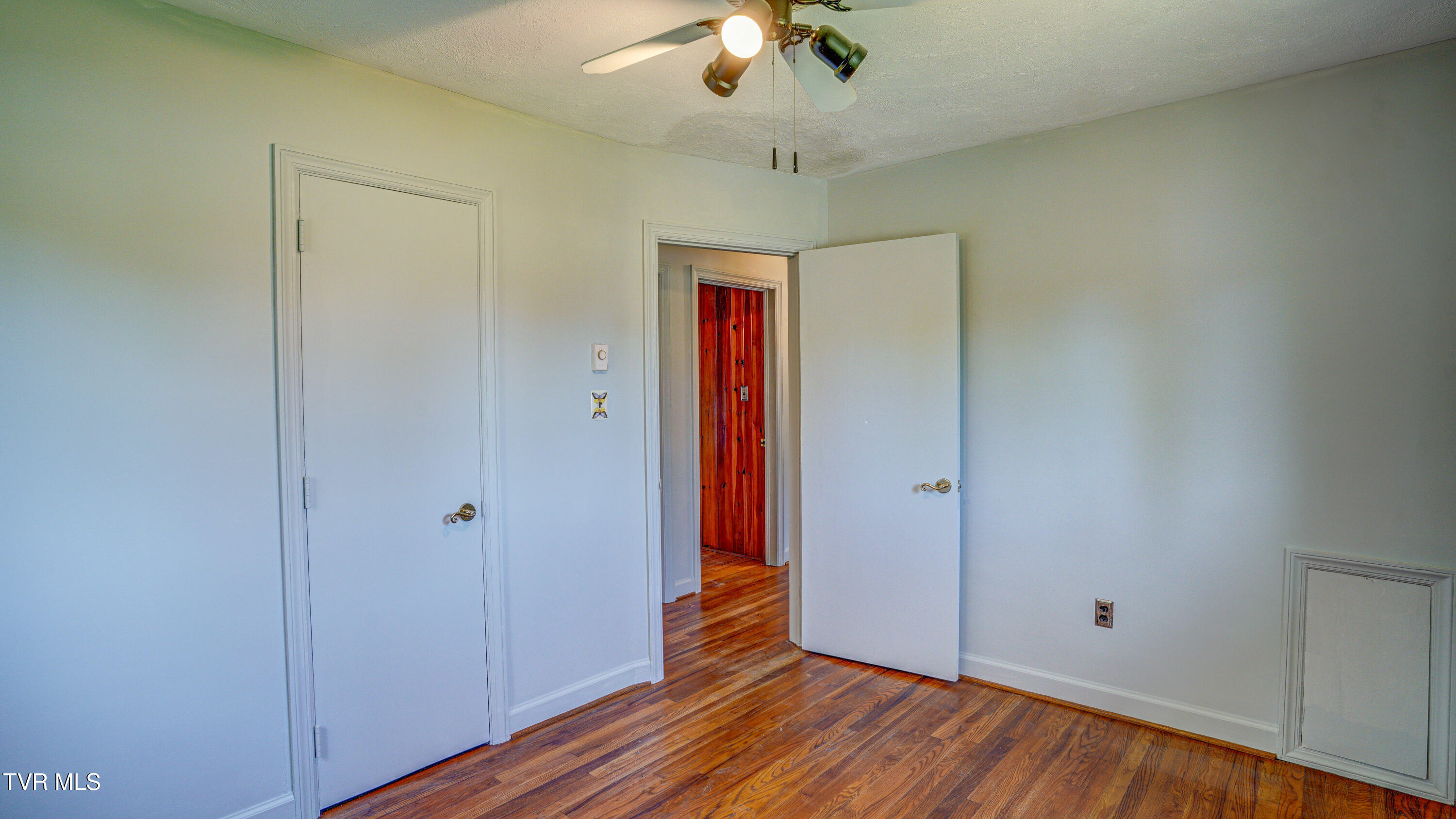 202 Redwood Road, Bristol, Tennessee image 32