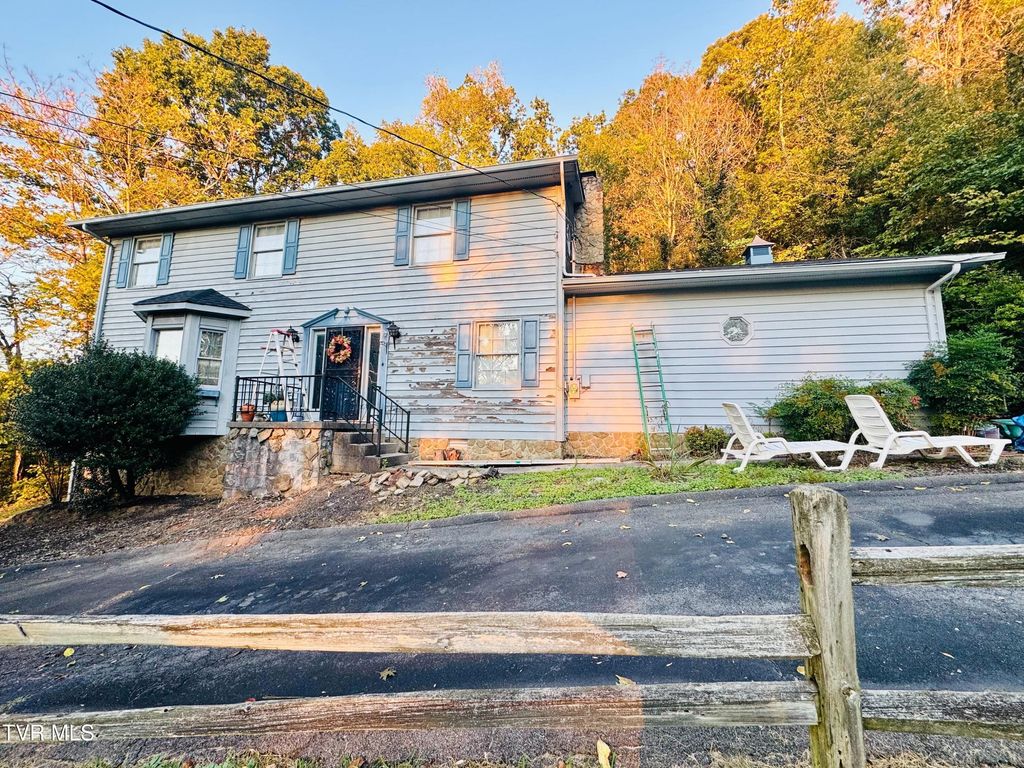 Photo of 3205 Nola Lane, Kingsport, TN 37664 (MLS # 9988536)