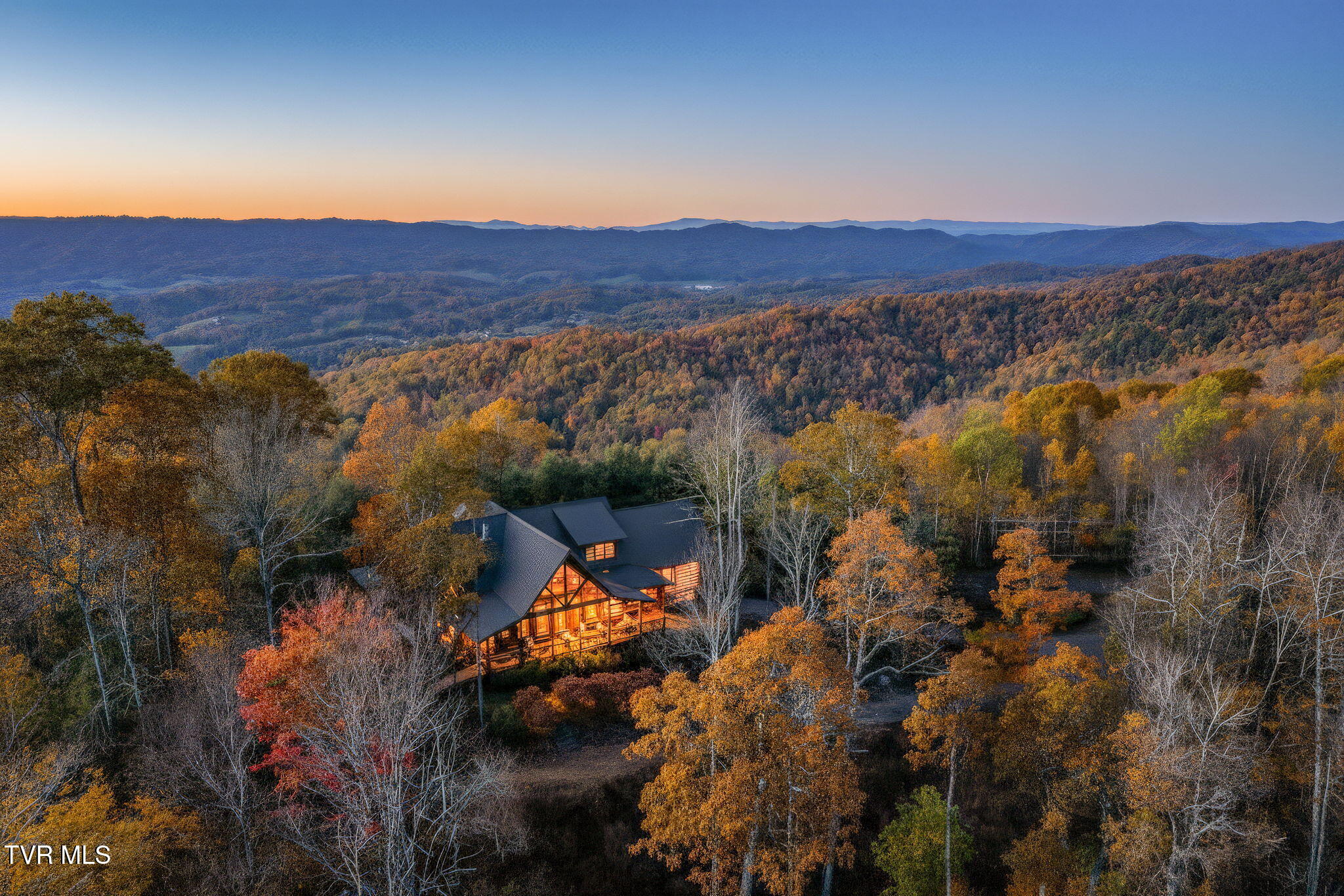 7464 Callalantee Drive