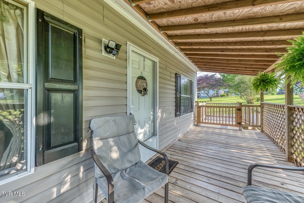 Photo of 125 Roaming Drive, Chuckey, TN 37641 (MLS # 9996288)