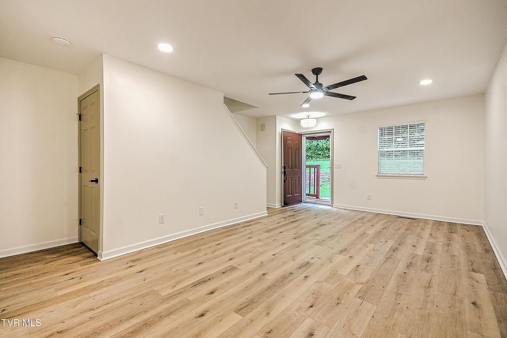 Photo of 2971 Broad Street #163, Bristol, TN 37620 (MLS # 9989167)