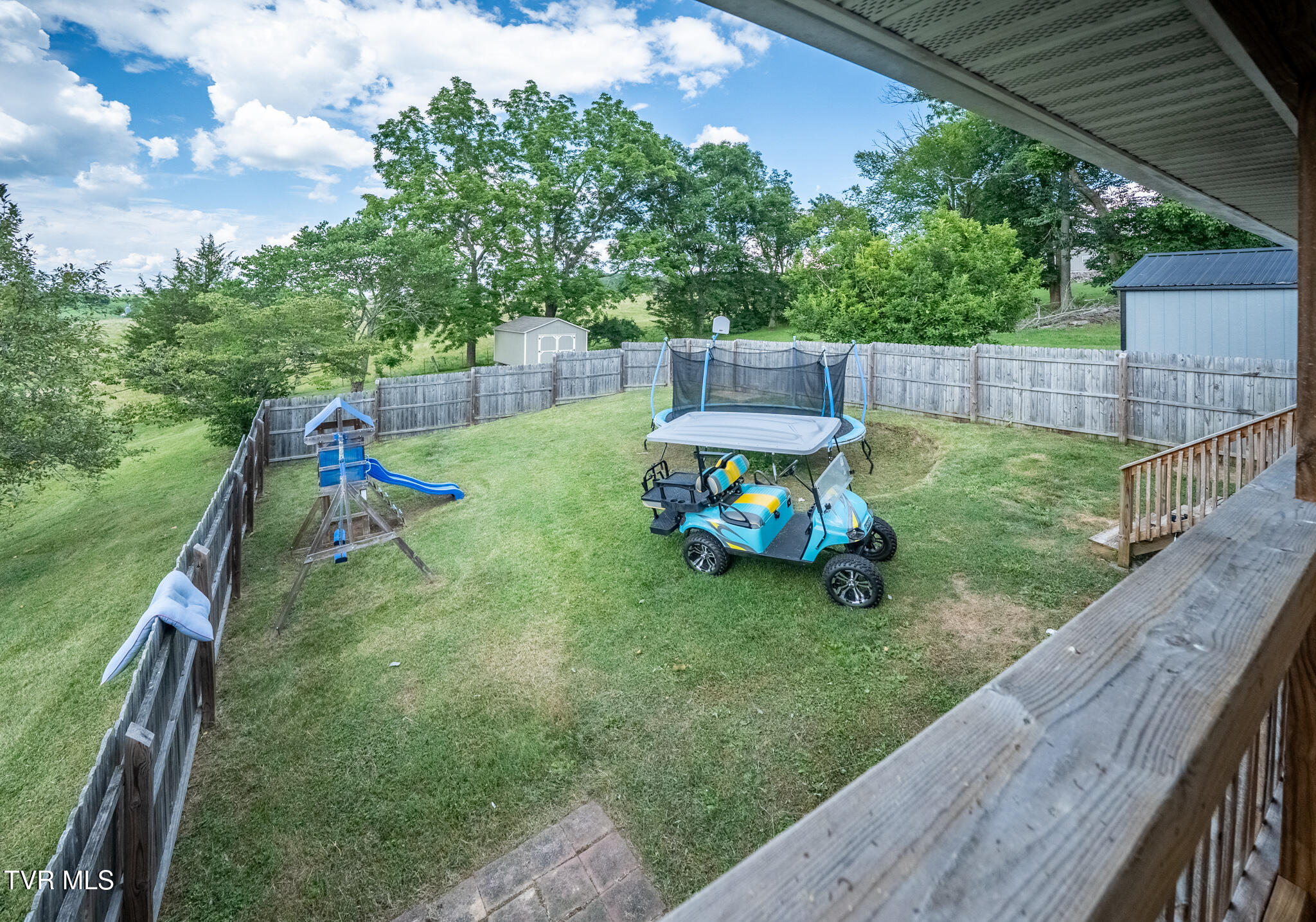 Jonesborough, Tennessee 37659, United States, 4 Bedrooms Bedrooms, ,3 BathroomsBathrooms,Residential,Active,172305