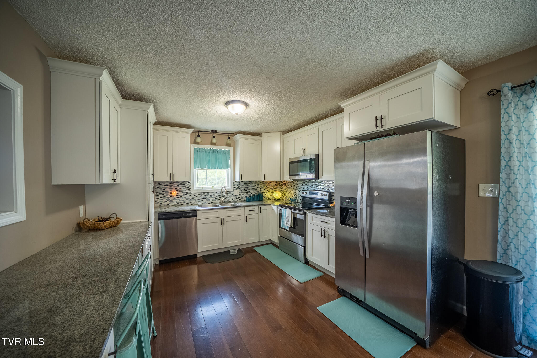 Jonesborough, Tennessee 37659, United States, 4 Bedrooms Bedrooms, ,3 BathroomsBathrooms,Residential,Active,172305