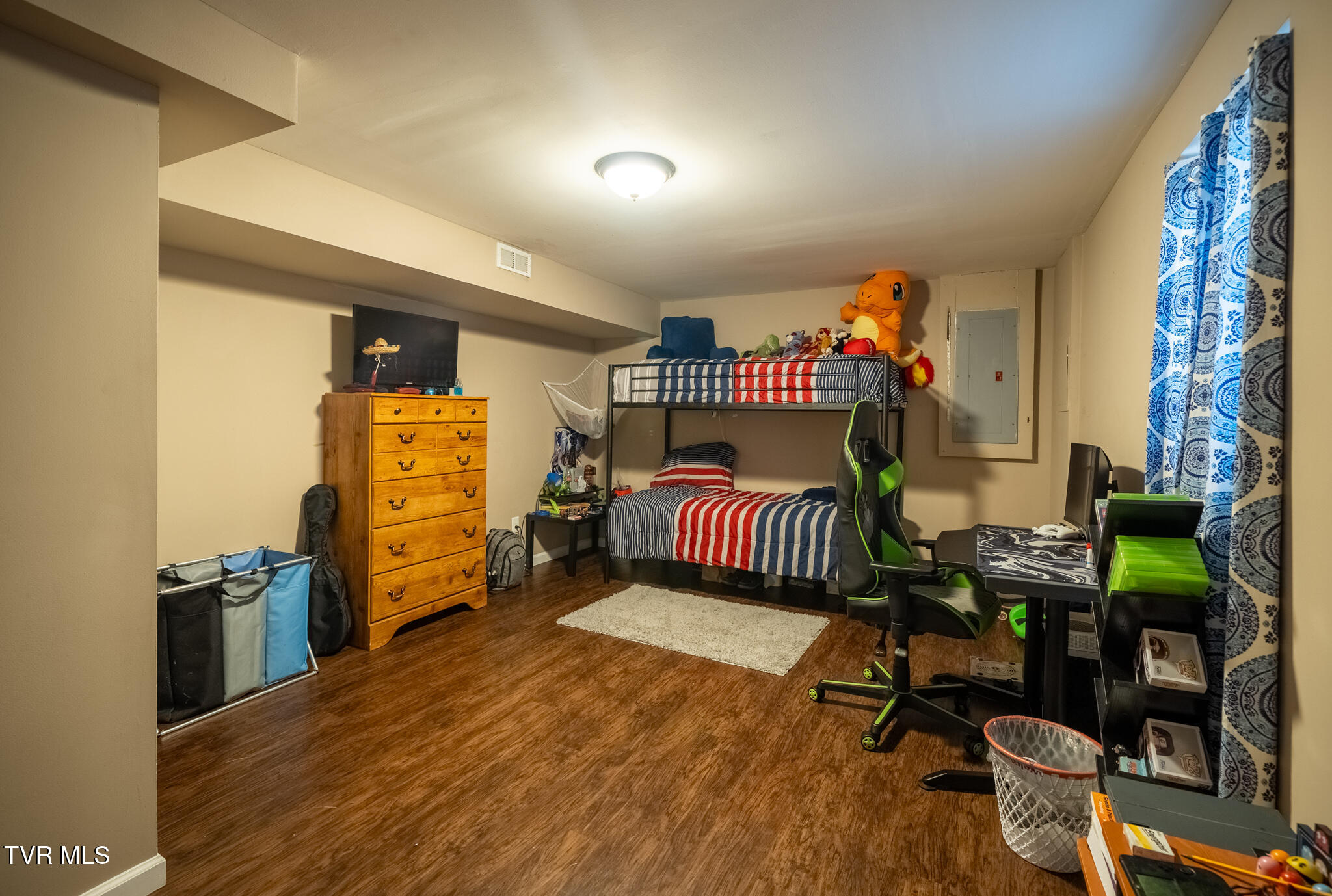 Jonesborough, Tennessee 37659, United States, 4 Bedrooms Bedrooms, ,3 BathroomsBathrooms,Residential,Active,172305