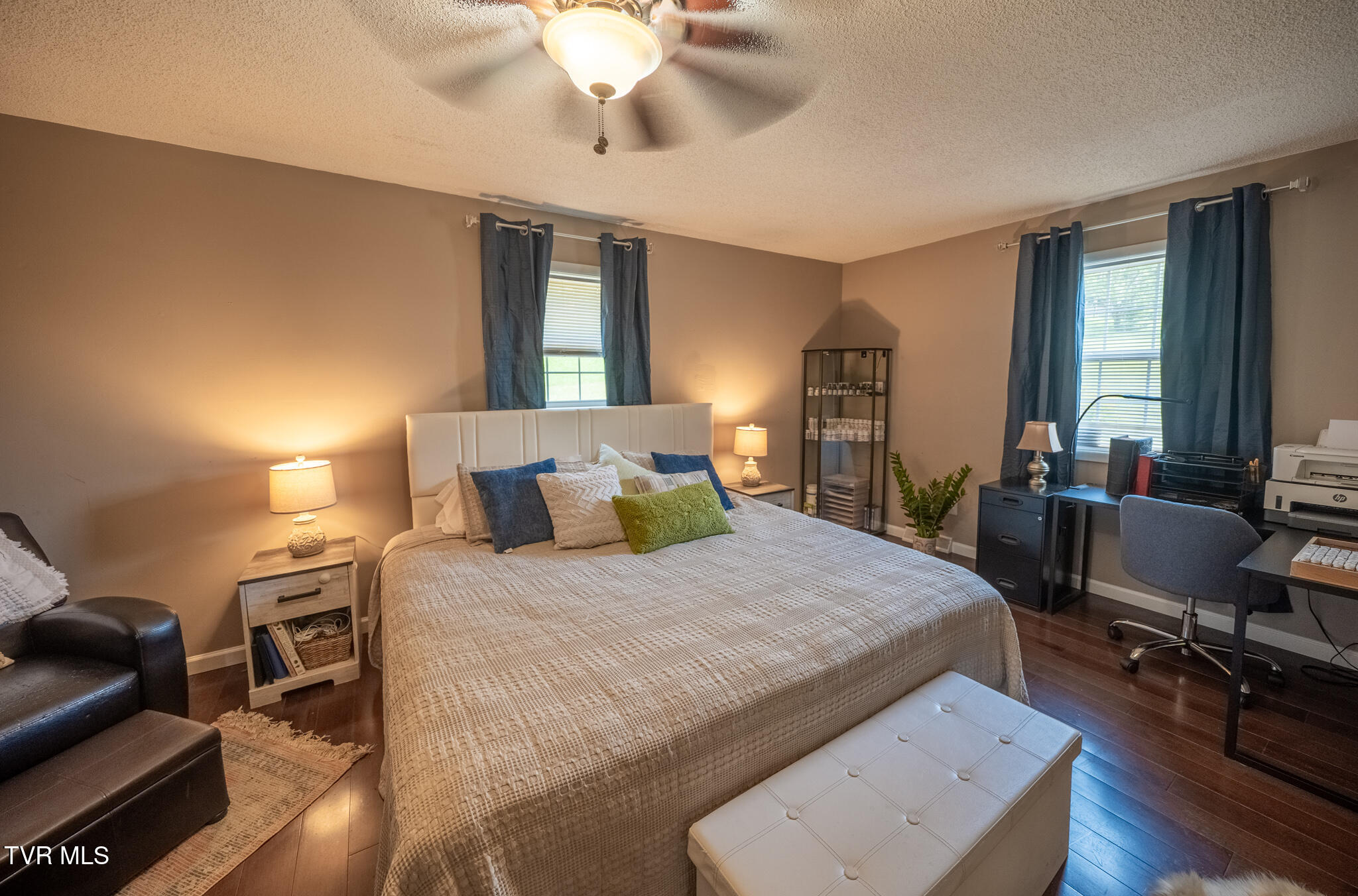 Jonesborough, Tennessee 37659, United States, 4 Bedrooms Bedrooms, ,3 BathroomsBathrooms,Residential,Active,172305