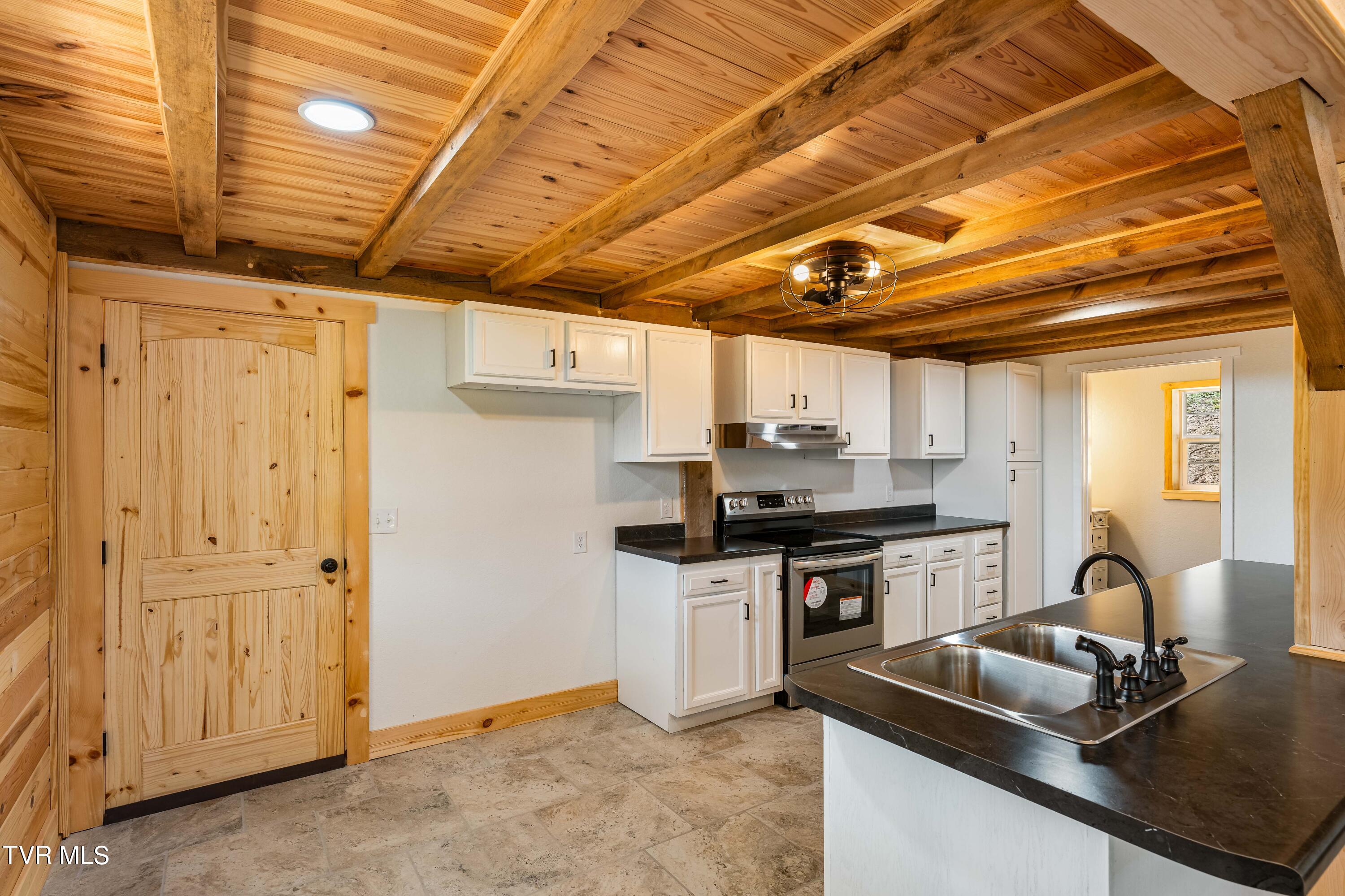 1005 Campbell Road, Mountain City, Tennessee image 14