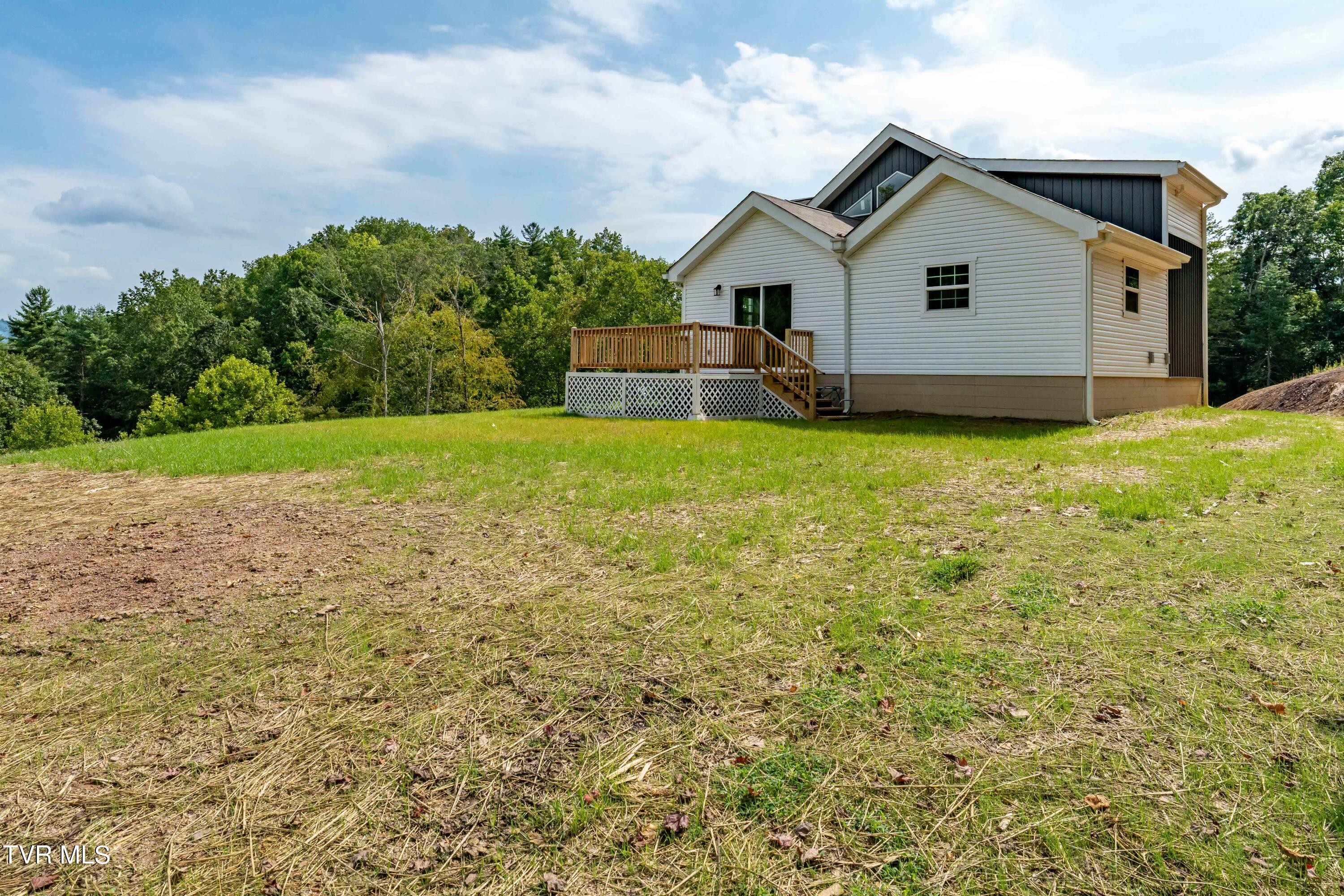 1005 Campbell Road, Mountain City, Tennessee image 41