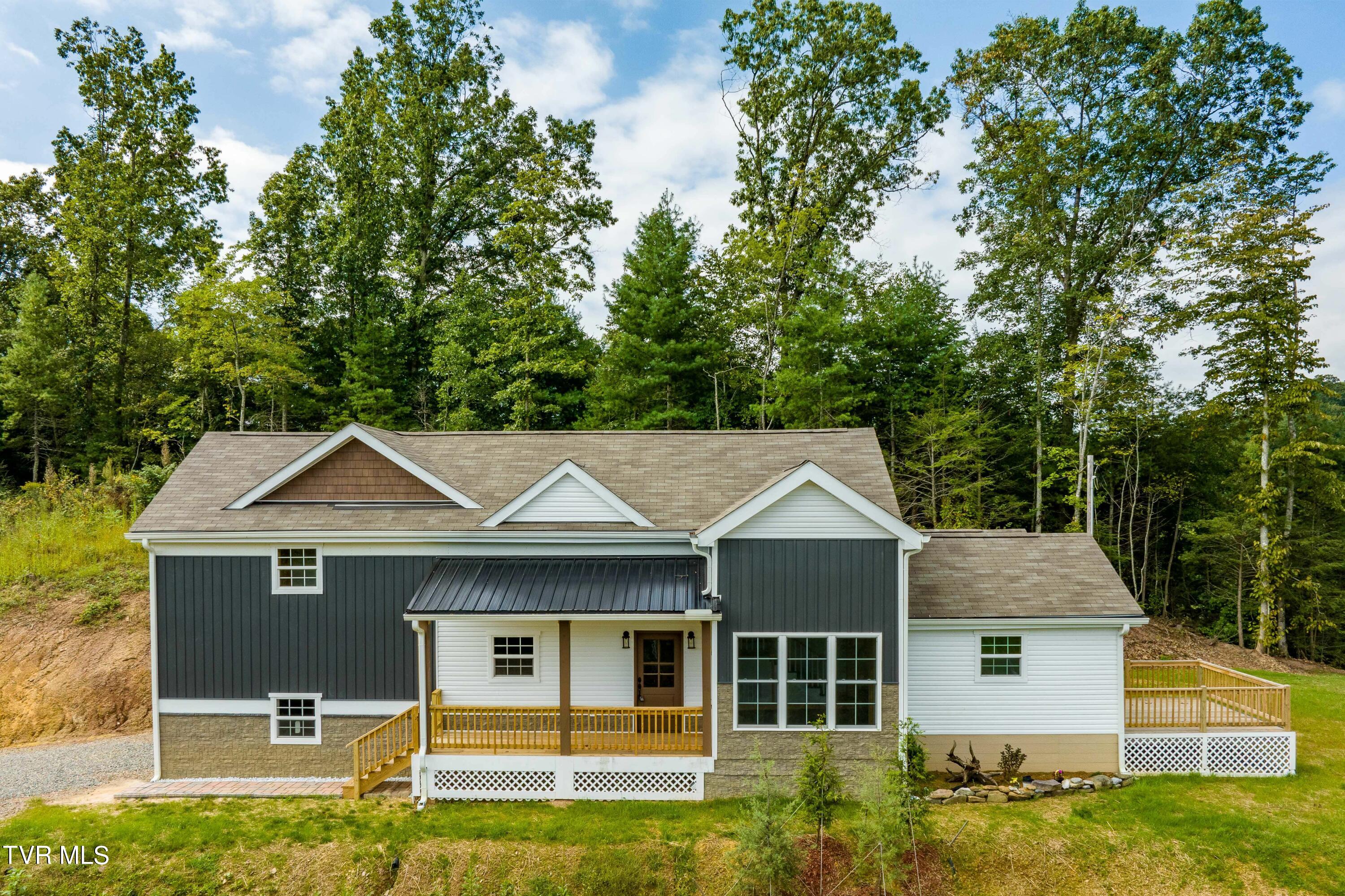 1005 Campbell Road, Mountain City, Tennessee image 1