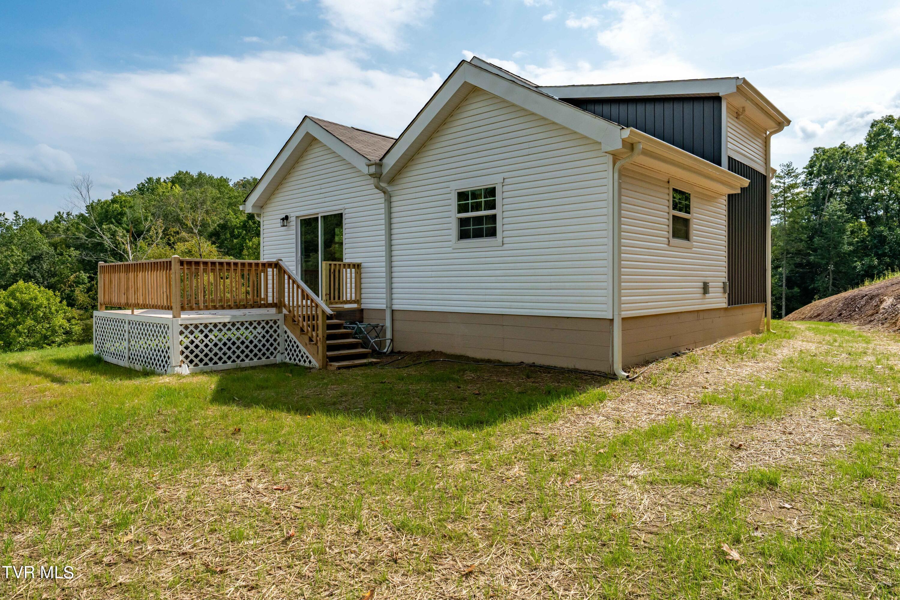1005 Campbell Road, Mountain City, Tennessee image 42