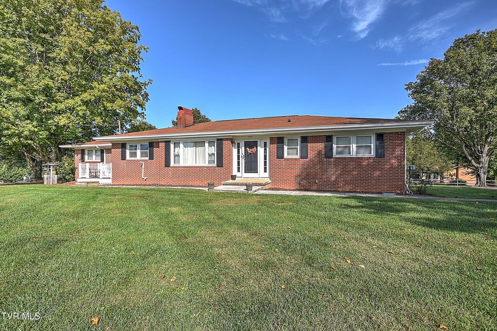 Photo of 464 Jonesboro Road, Piney Flats, TN 37686 (MLS # 9986403)