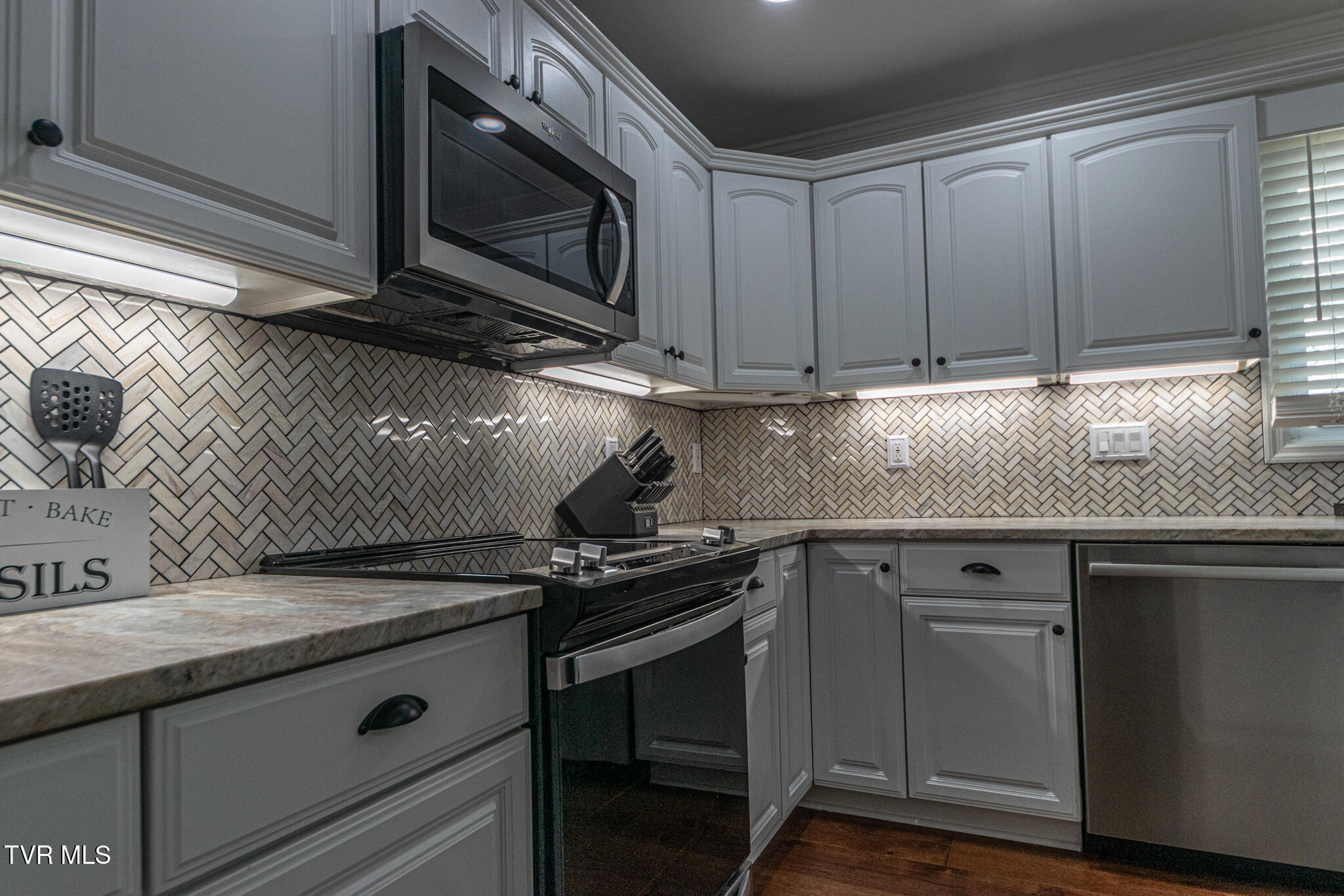 908 Locklaine Drive, Johnson City, Tennessee image 17