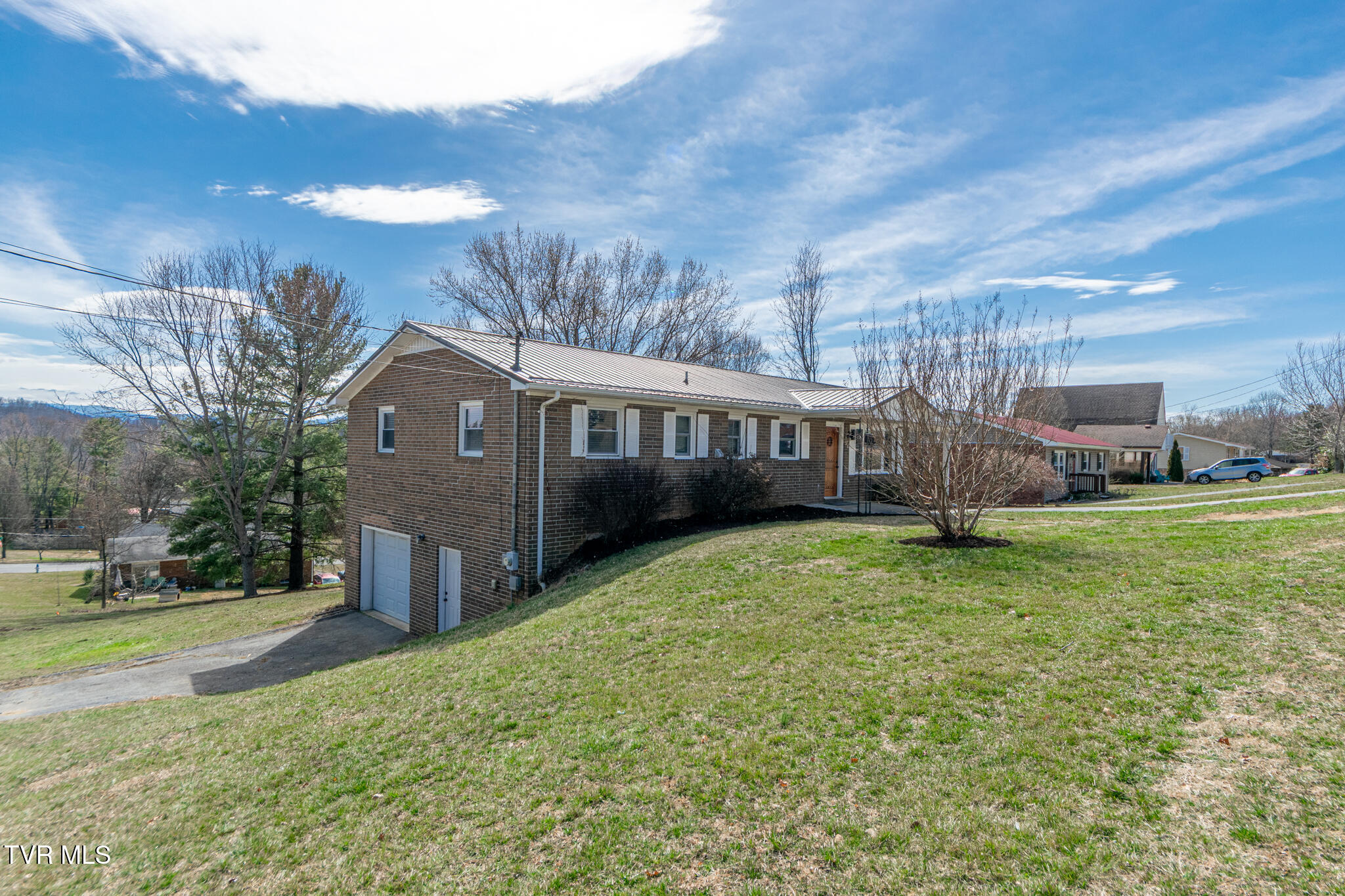 908 Locklaine Drive, Johnson City, Tennessee image 3