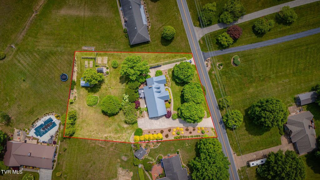 Photo of 437 Central Avenue, Church Hill, TN 37642 (MLS # 9995058)