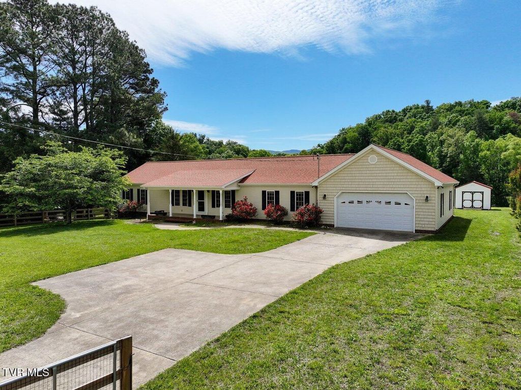 Photo of 4095 107 Cutoff, Greeneville, TN 37743 (MLS # 9991214)