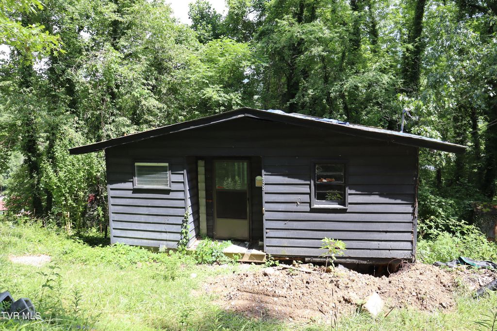 Photo of 438 Murphy Street, Norton, VA 24273 (MLS # 9983393)