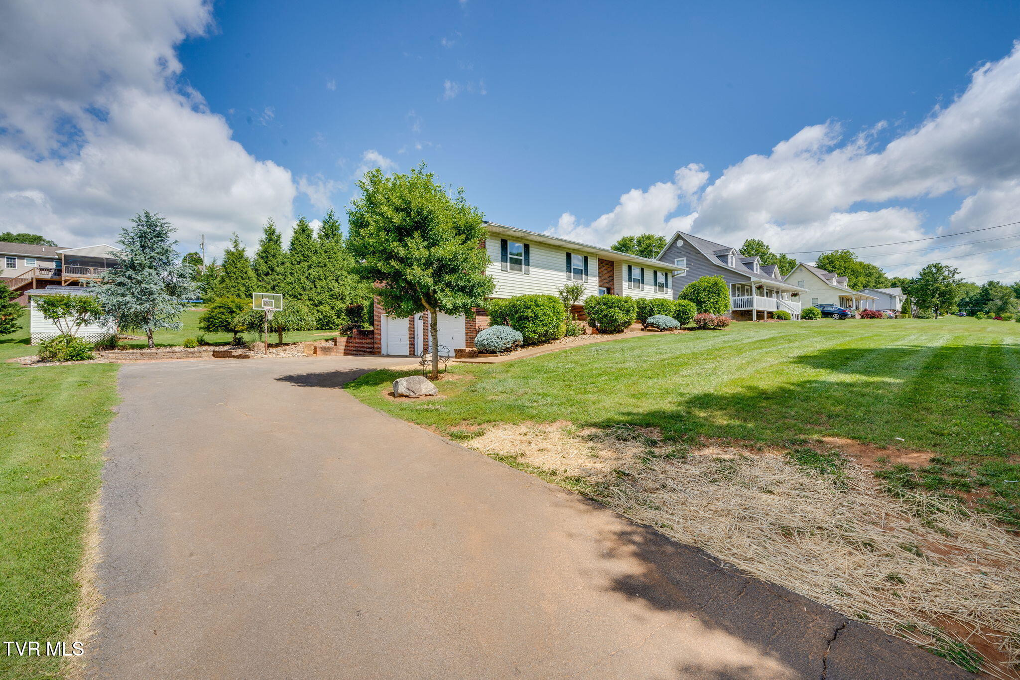 161 Stewart Hills Drive, Rogersville, Tennessee image 2