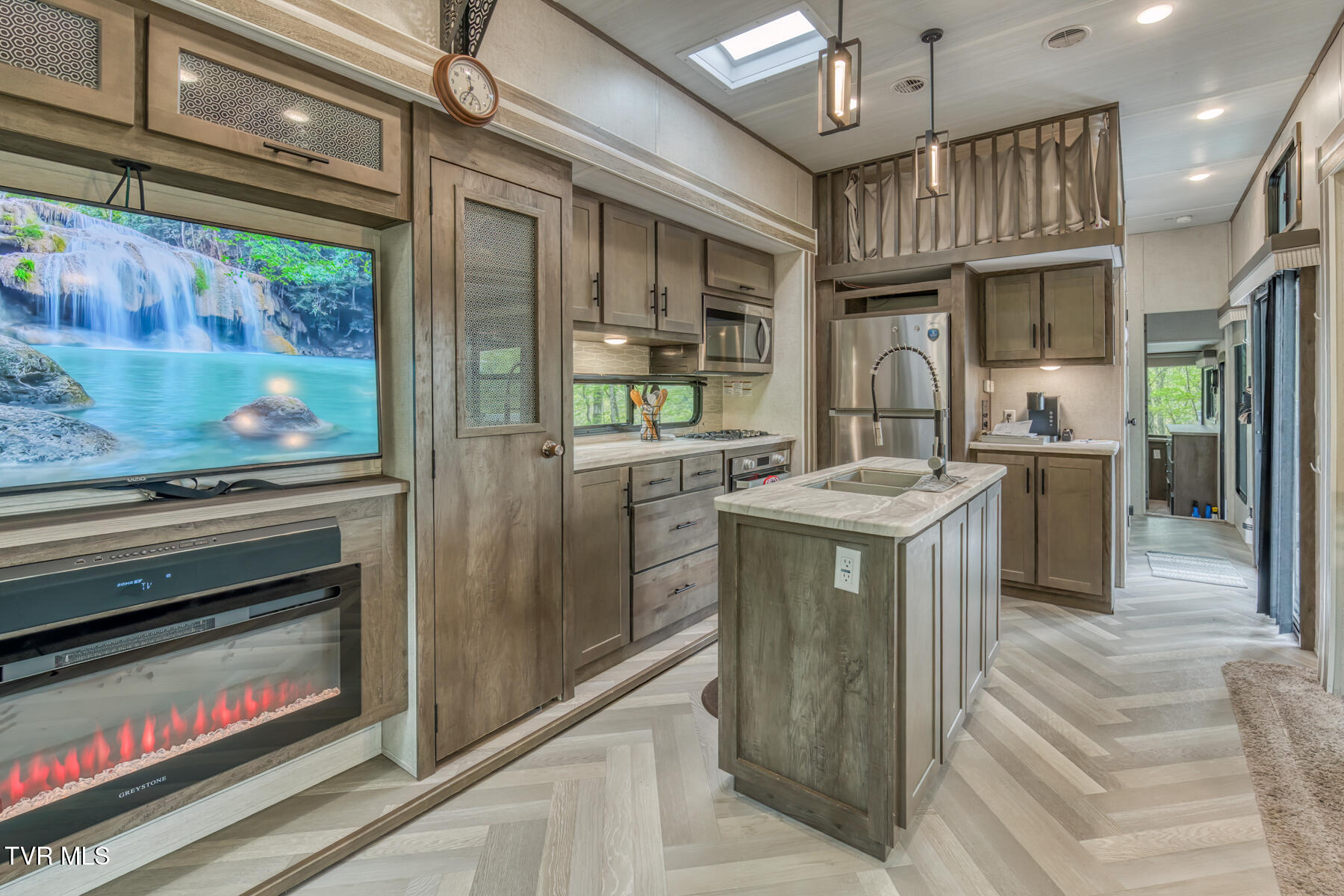 584 Dotson Road, Trade, Tennessee image 12