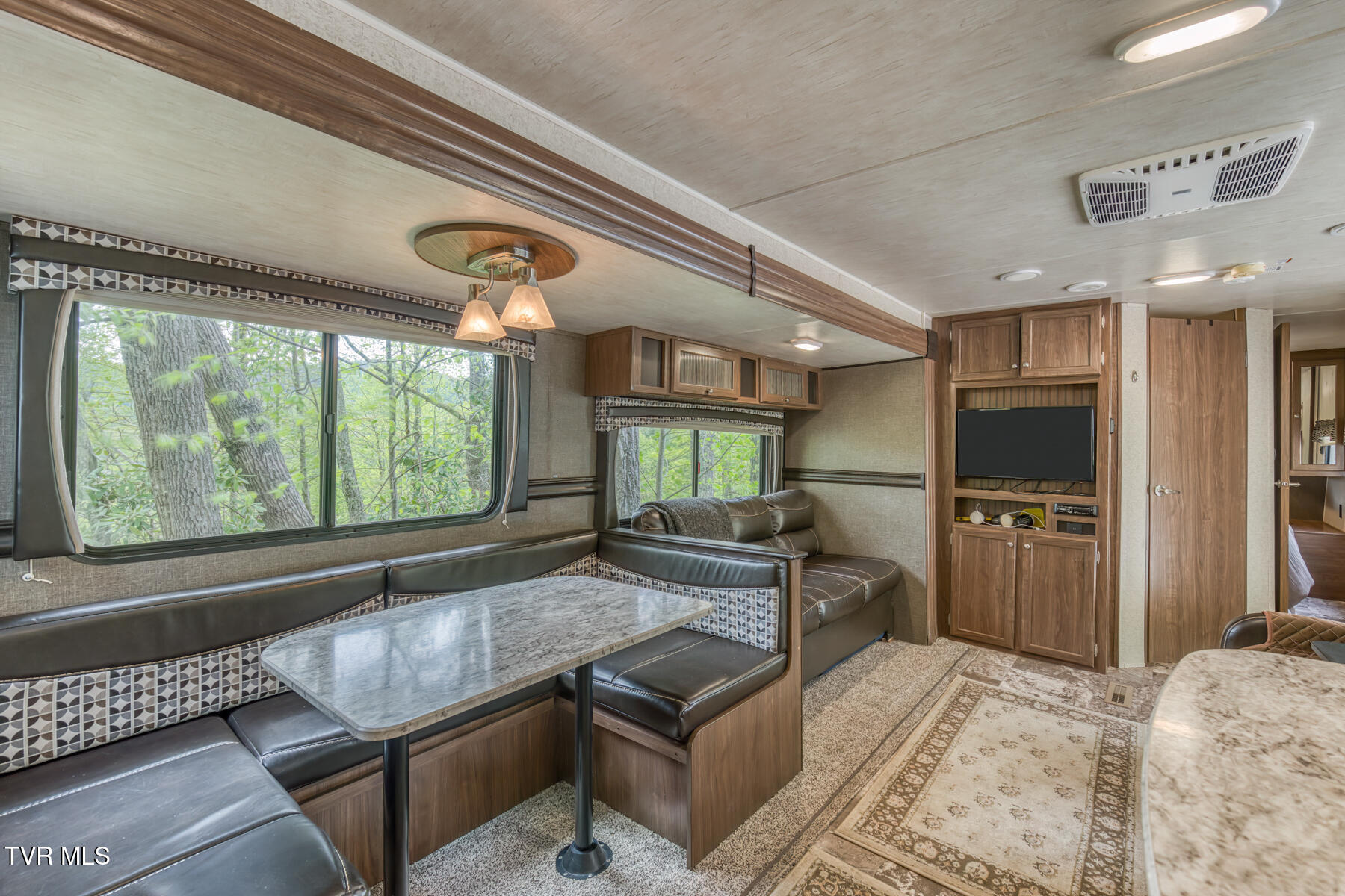 584 Dotson Road, Trade, Tennessee image 33