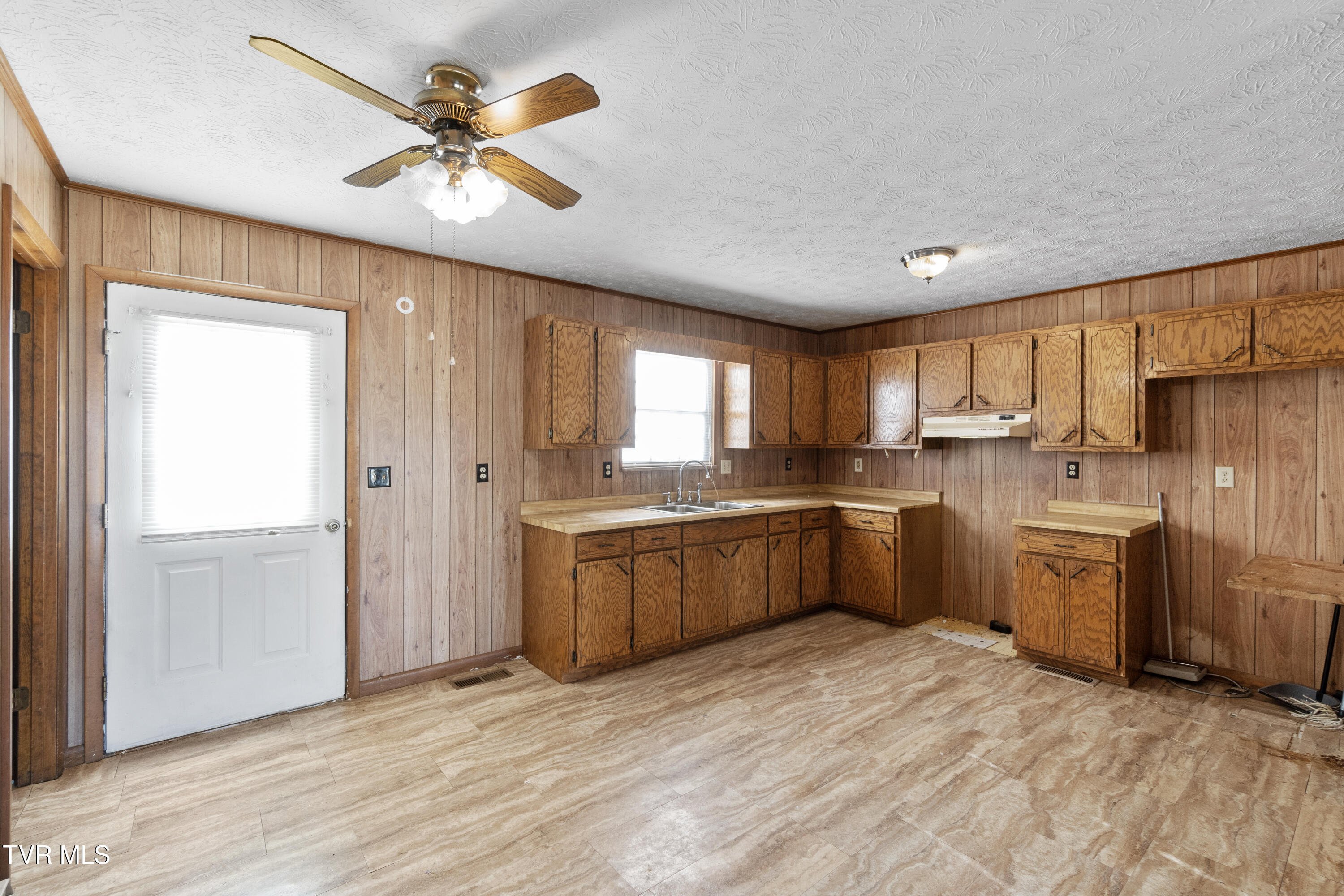 1590 Old Snapps Ferry Rd, Chuckey, Tennessee image 11