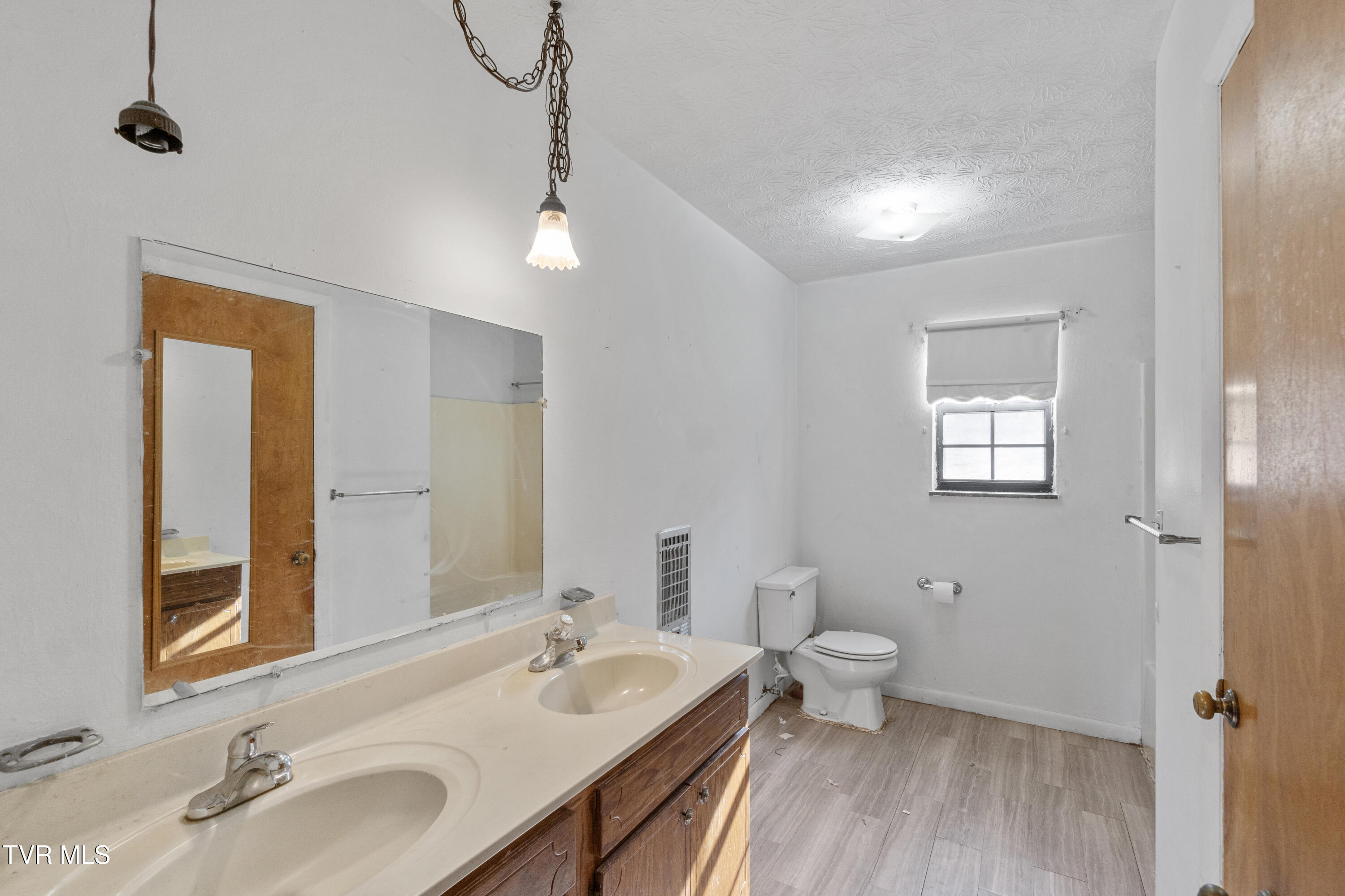 1590 Old Snapps Ferry Rd, Chuckey, Tennessee image 13