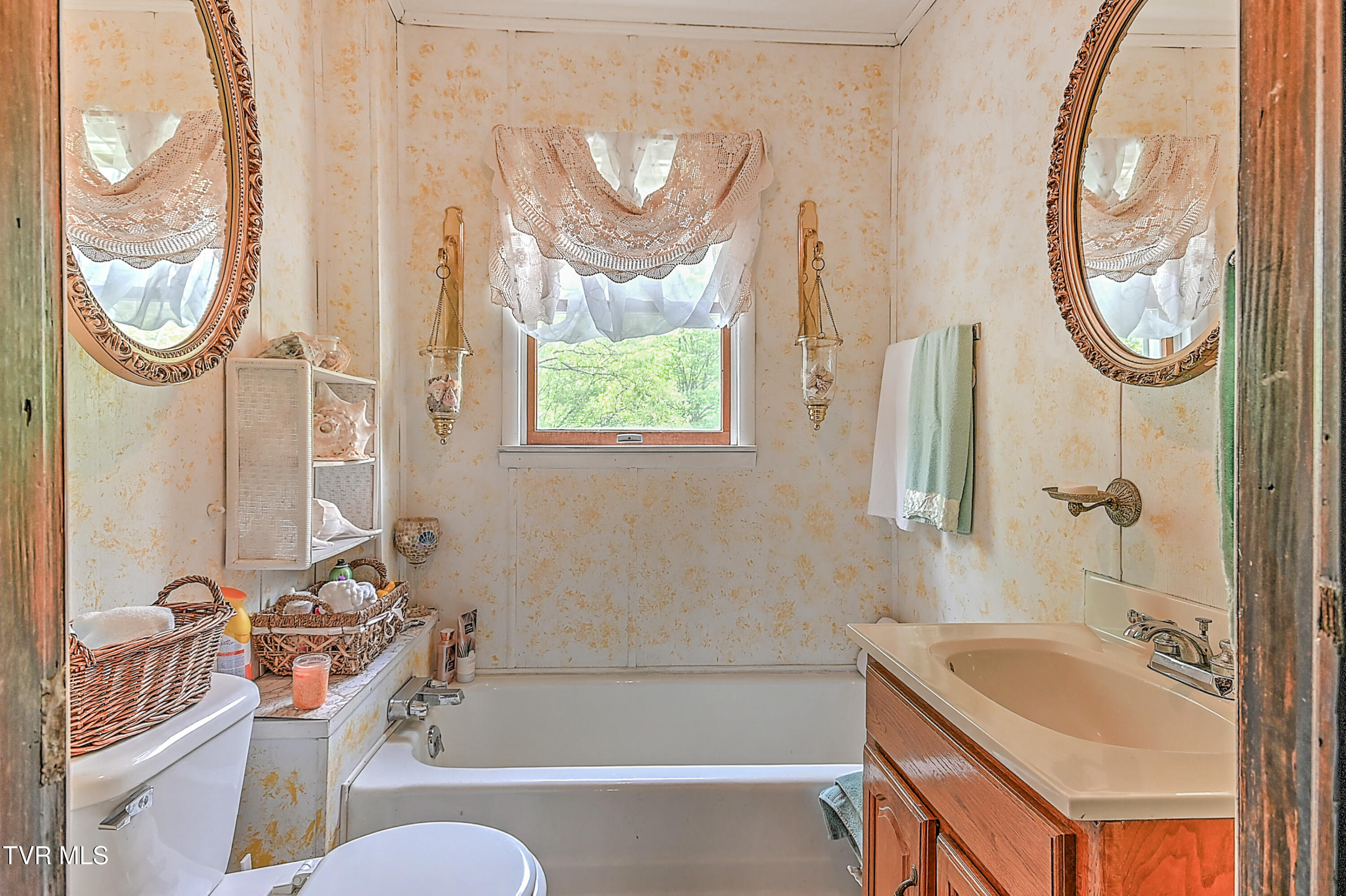3851 Helen Henderson Highway, Davenport, Virginia image 43