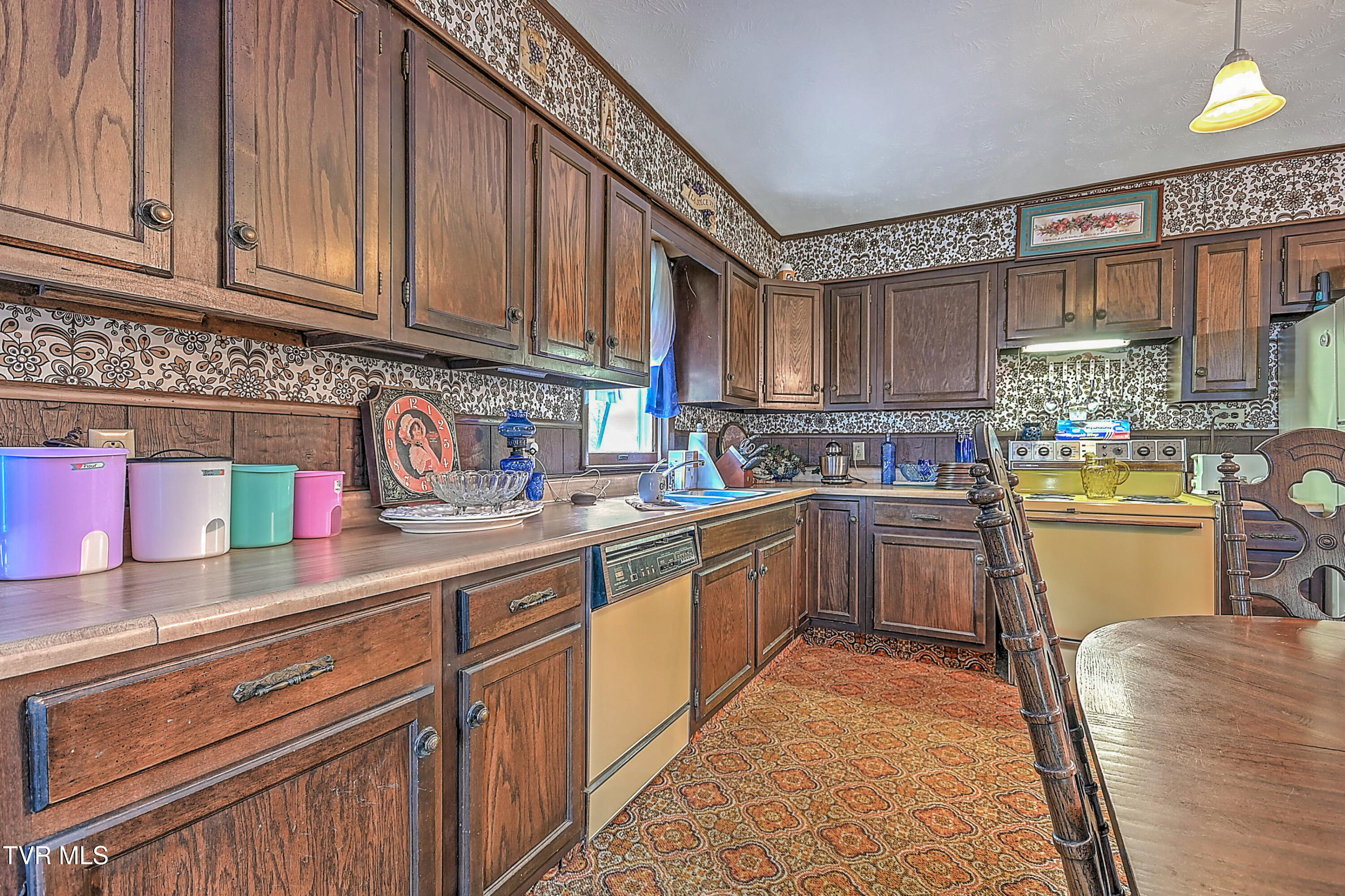 3851 Helen Henderson Highway, Davenport, Virginia image 30