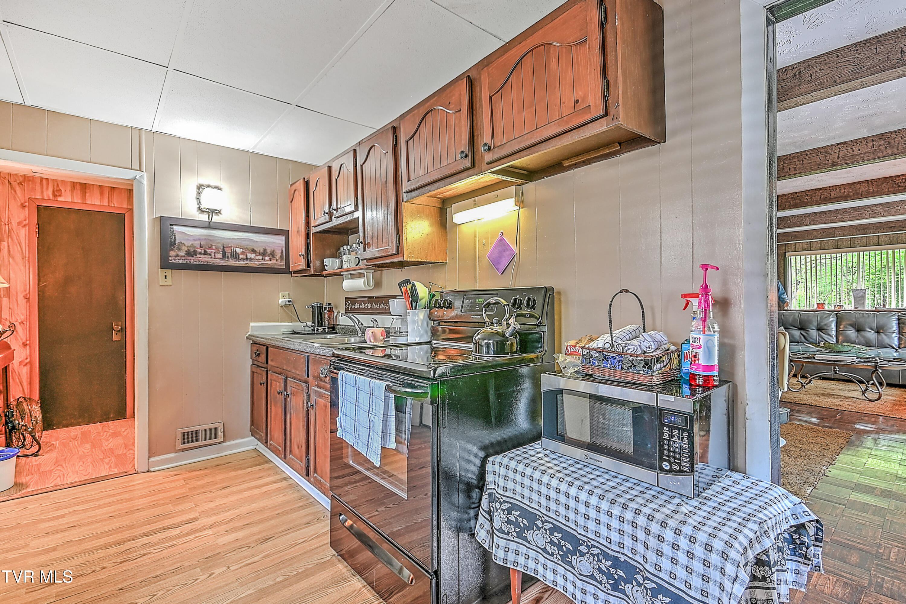 3851 Helen Henderson Highway, Davenport, Virginia image 25