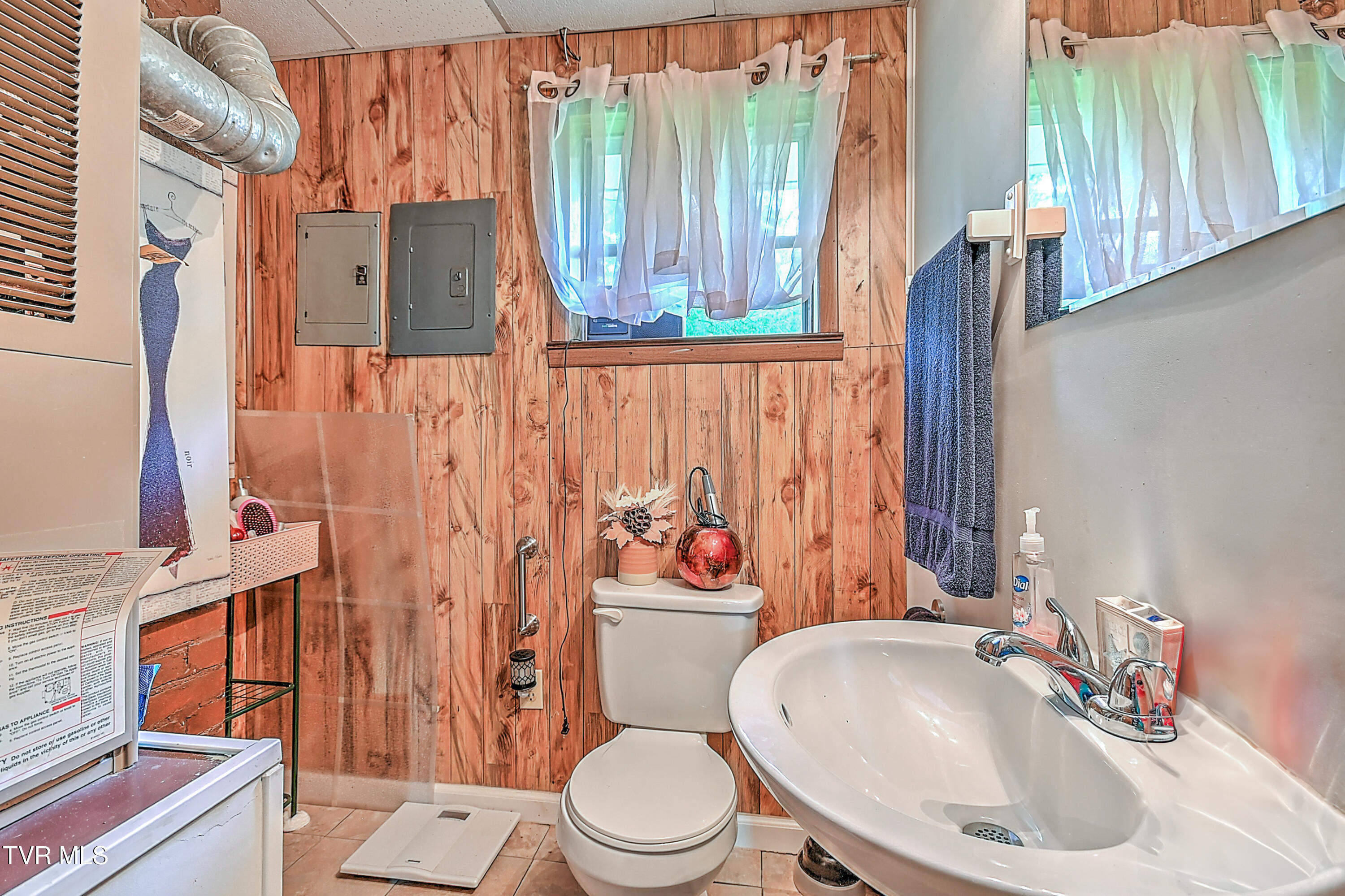 3851 Helen Henderson Highway, Davenport, Virginia image 22