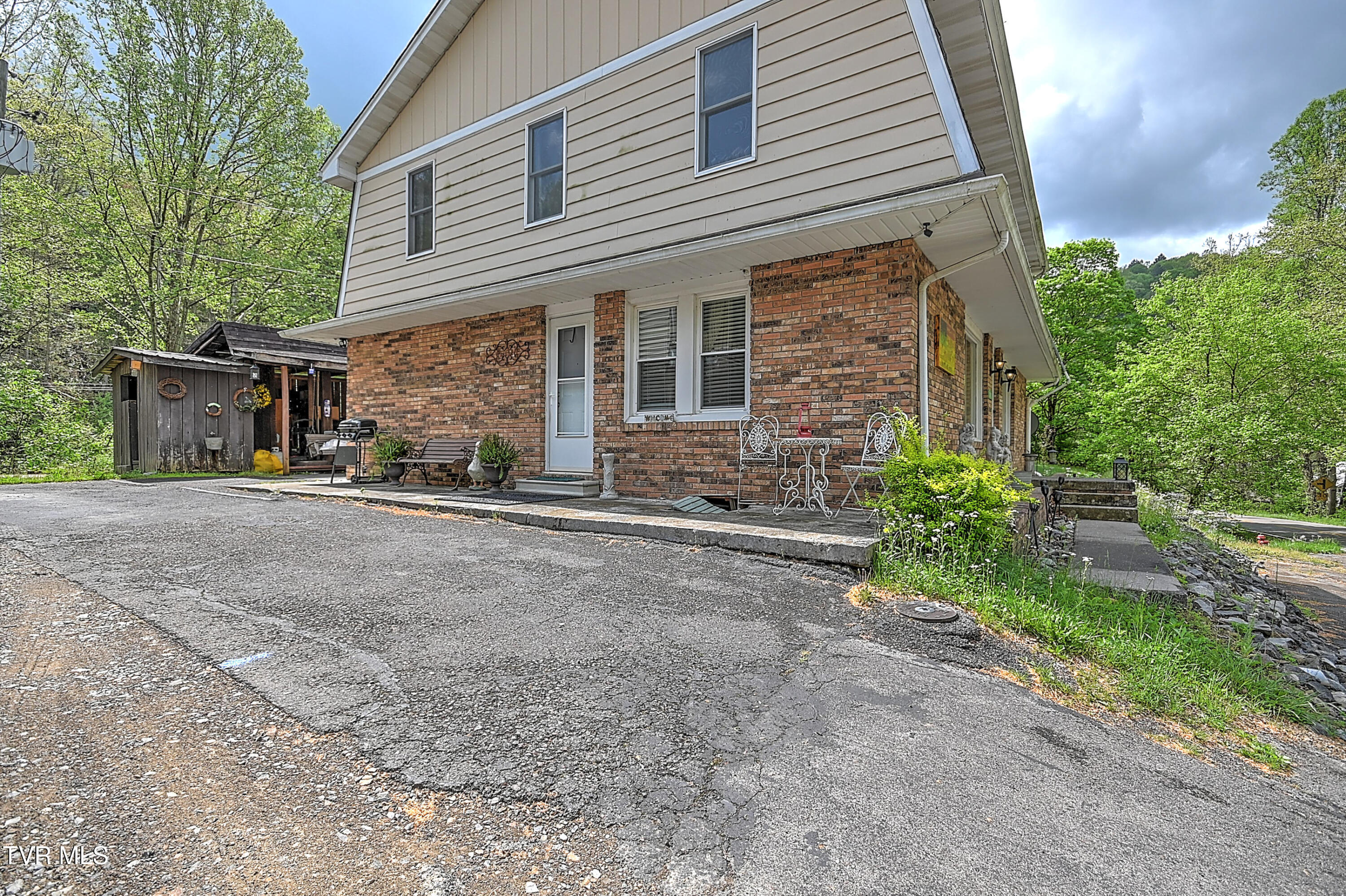 3851 Helen Henderson Highway, Davenport, Virginia image 7