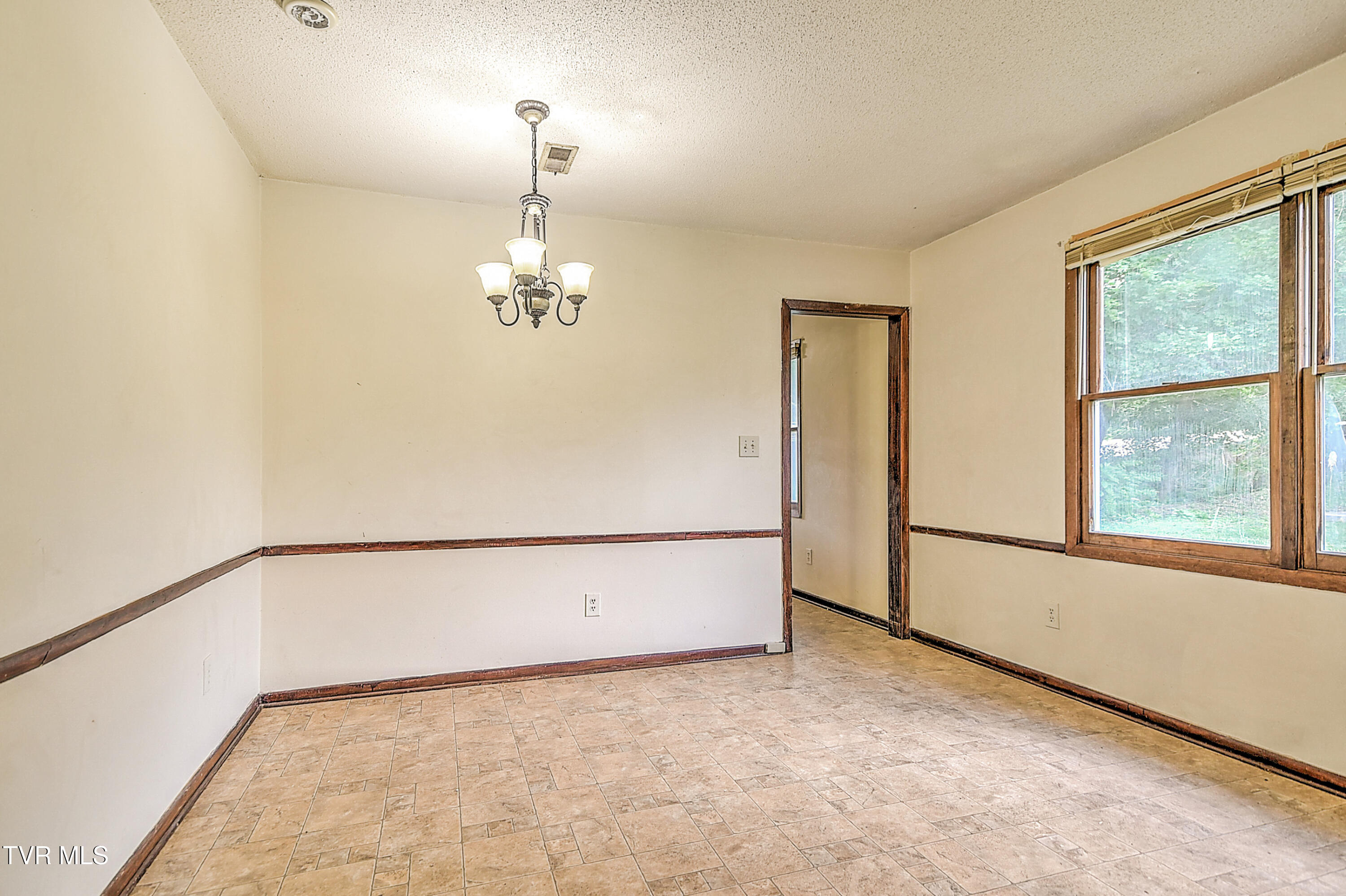 609 Oakland Court, Johnson City, Tennessee image 9
