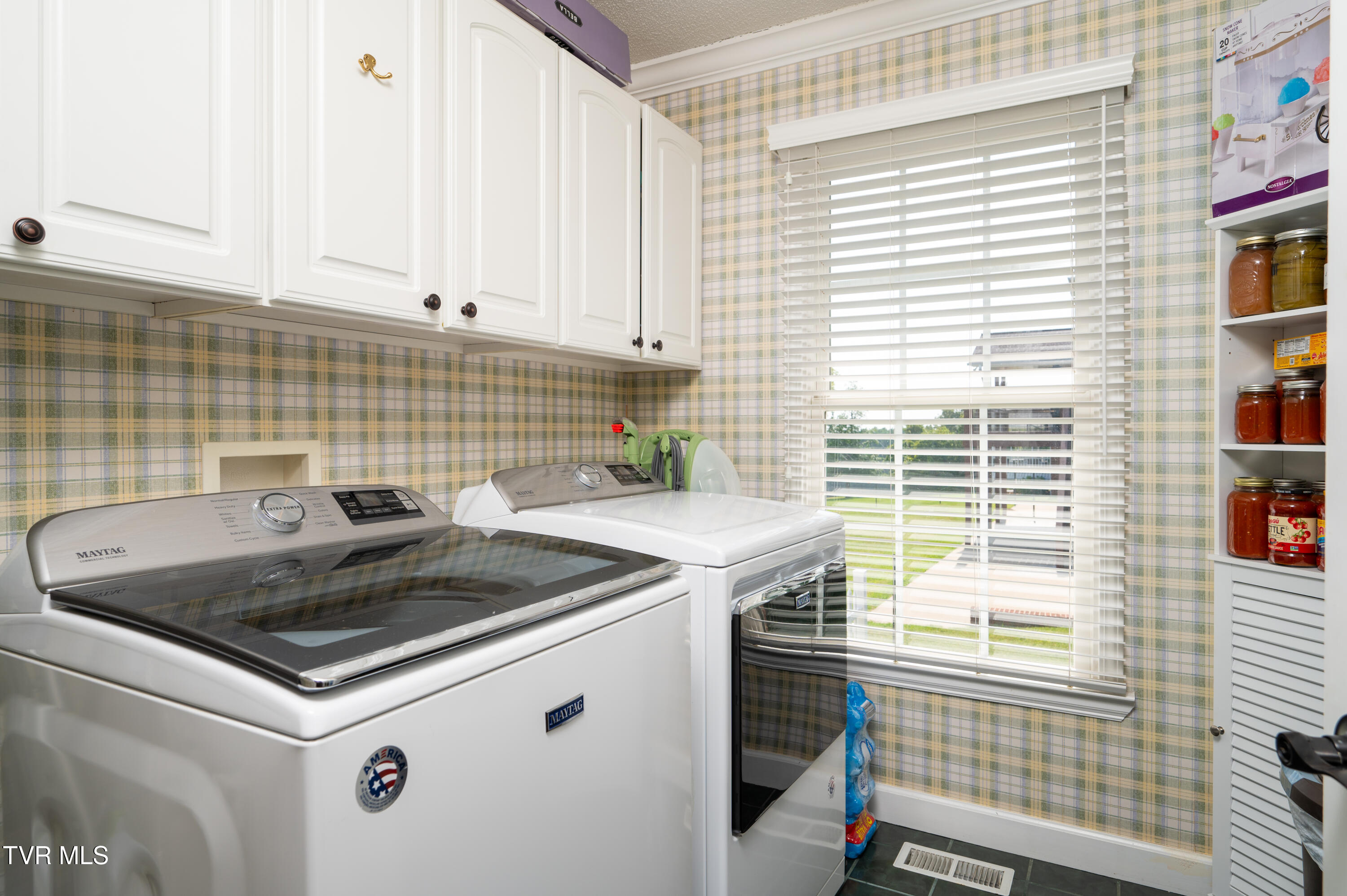 136 Landon Drive, Mount Carmel, Tennessee image 17