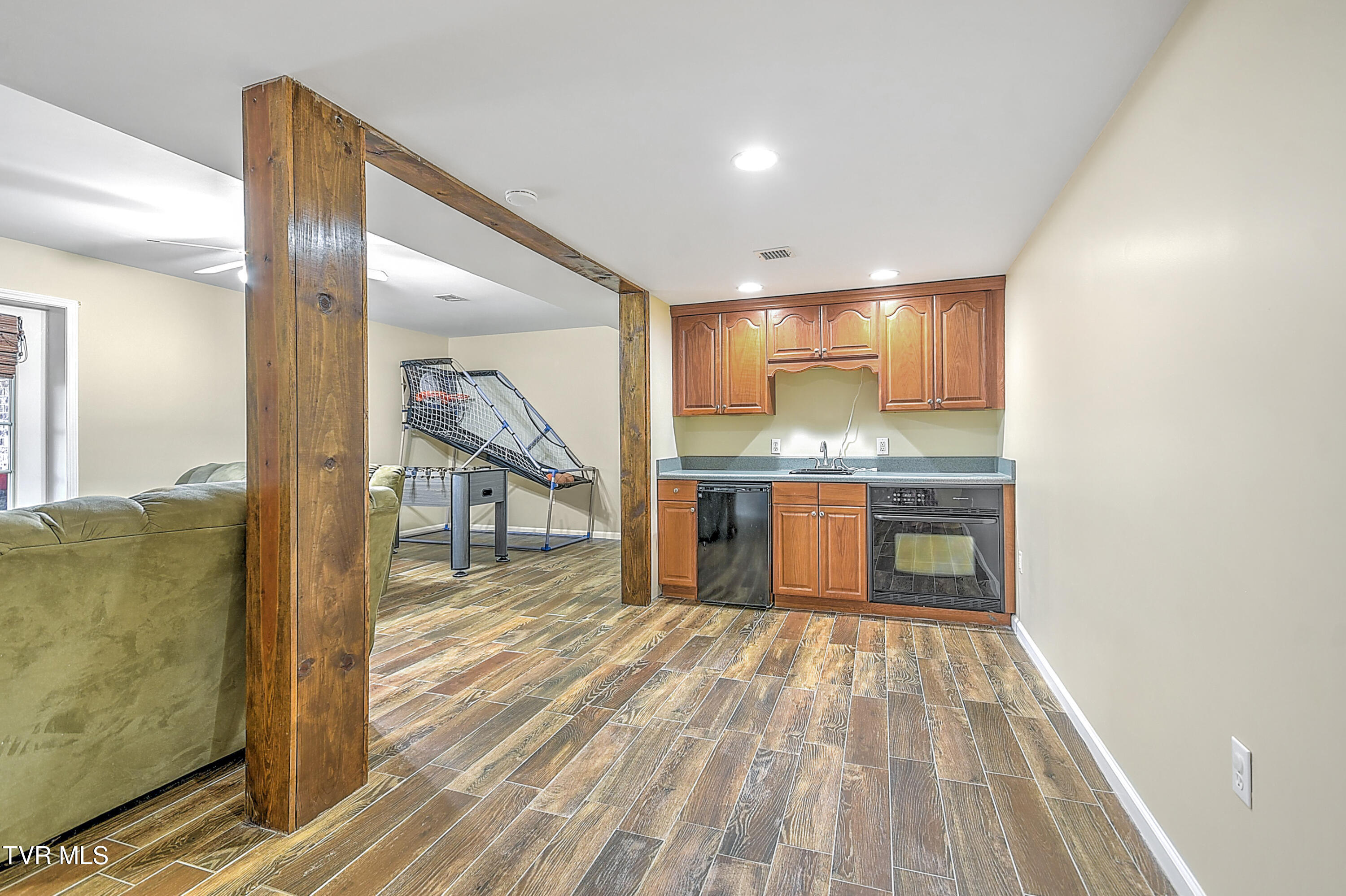 1009 Allandale Circle, Kingsport, Tennessee image 48
