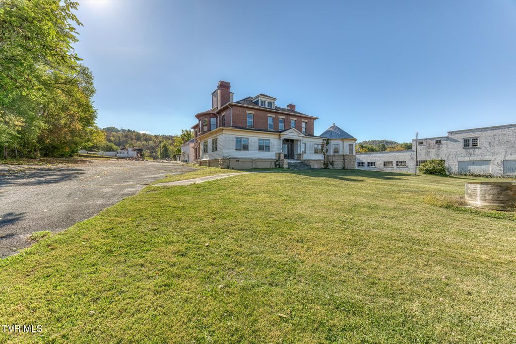 Photo of 540 Main Street, Marion, VA 24354 (MLS # 9986947)