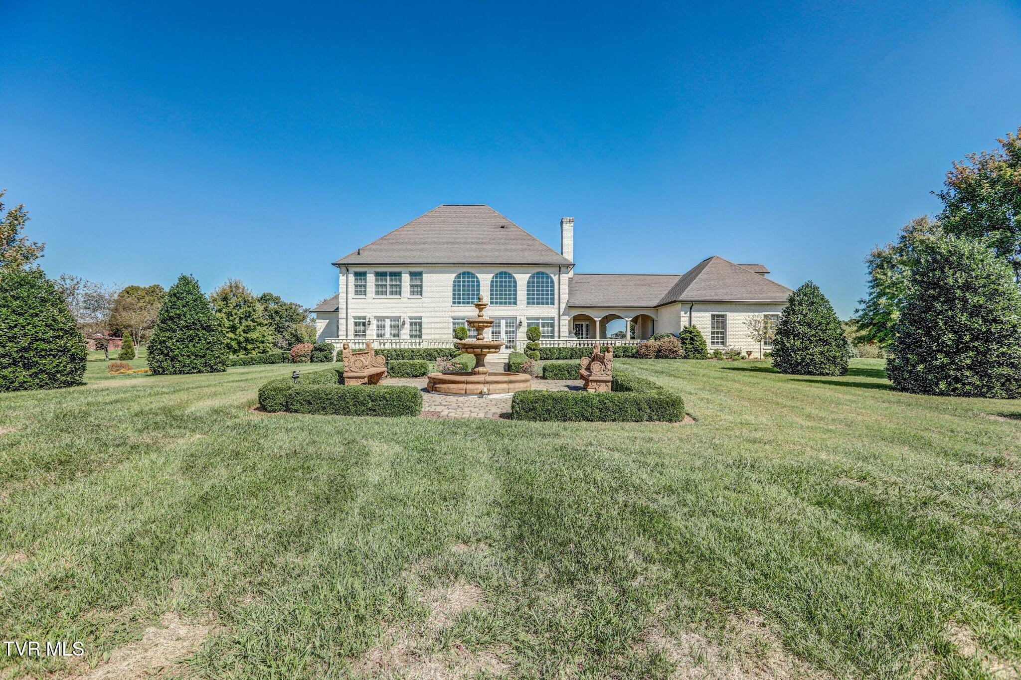 2644 North Highway 81