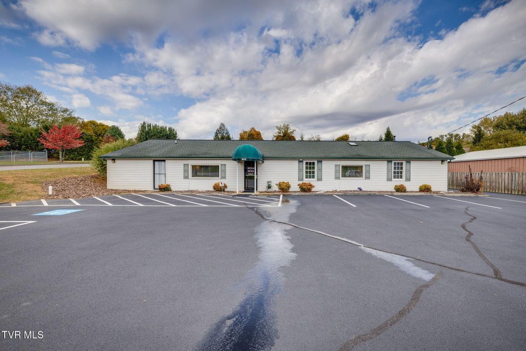 Photo of 933 Highway 126, Bristol, TN 37620 (MLS # 9987793)