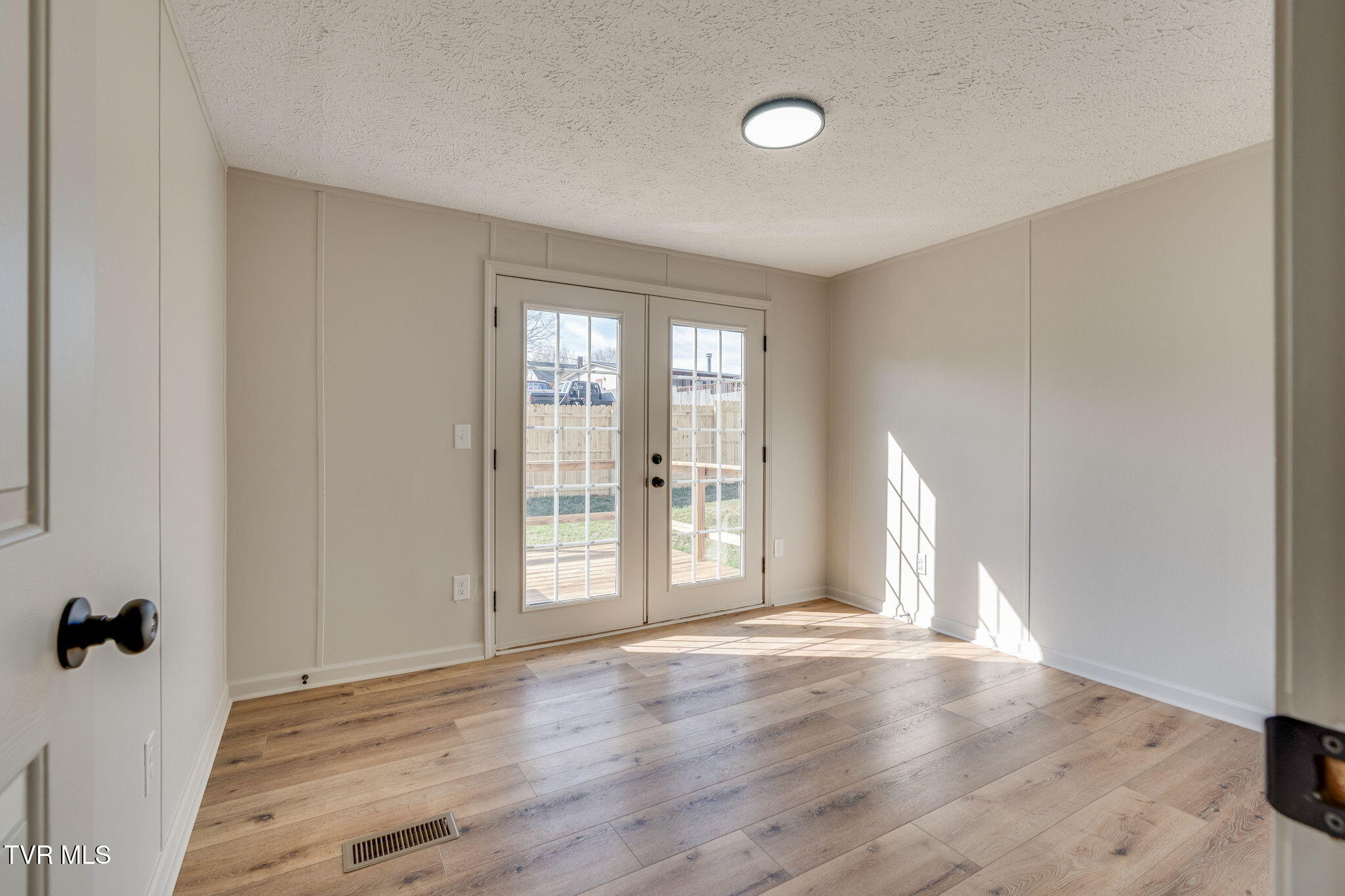 112 Cecil Vanhuss Road, Elizabethton, Tennessee image 20