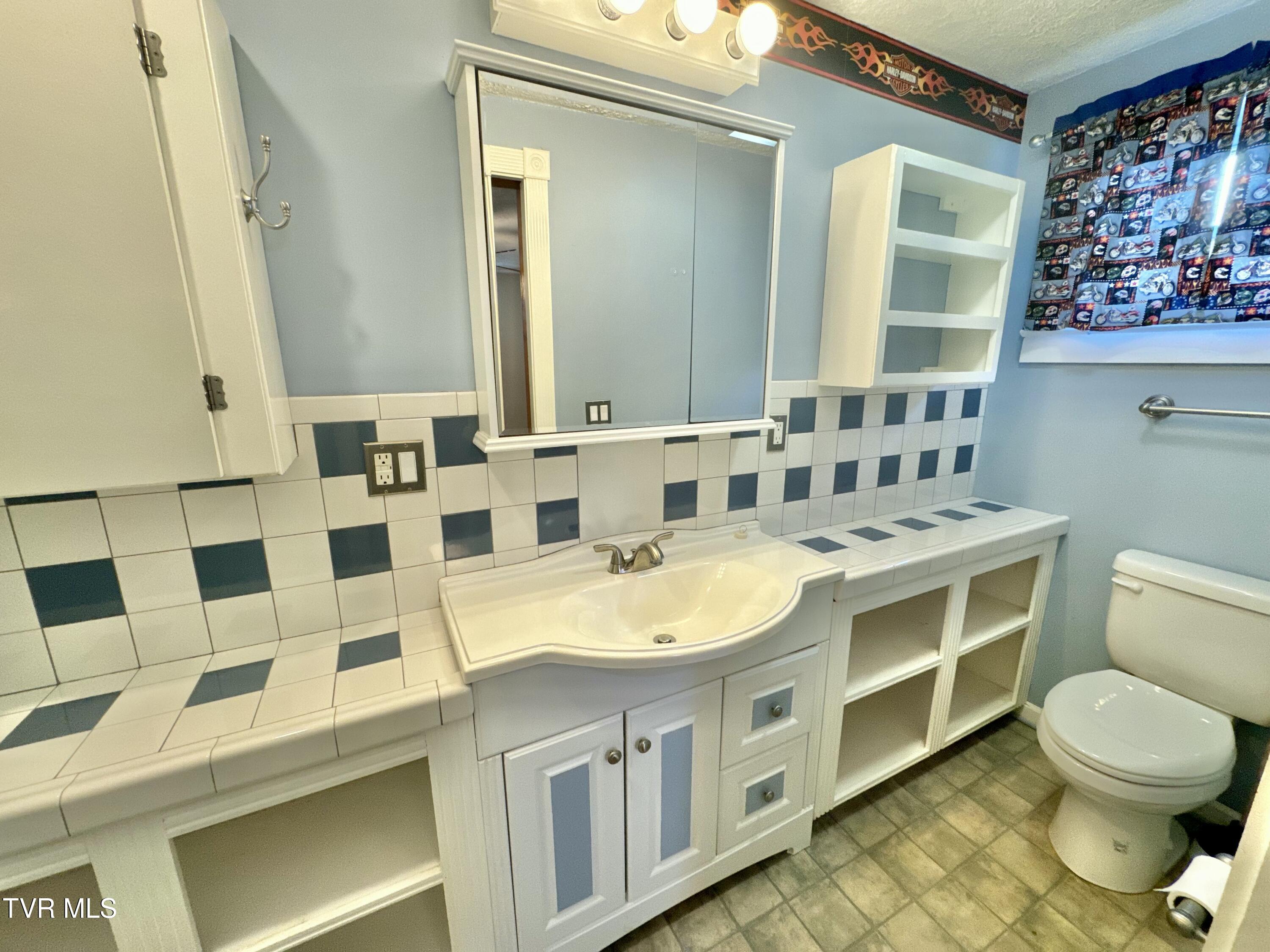 343 Crossway Road, Bristol, Virginia image 24