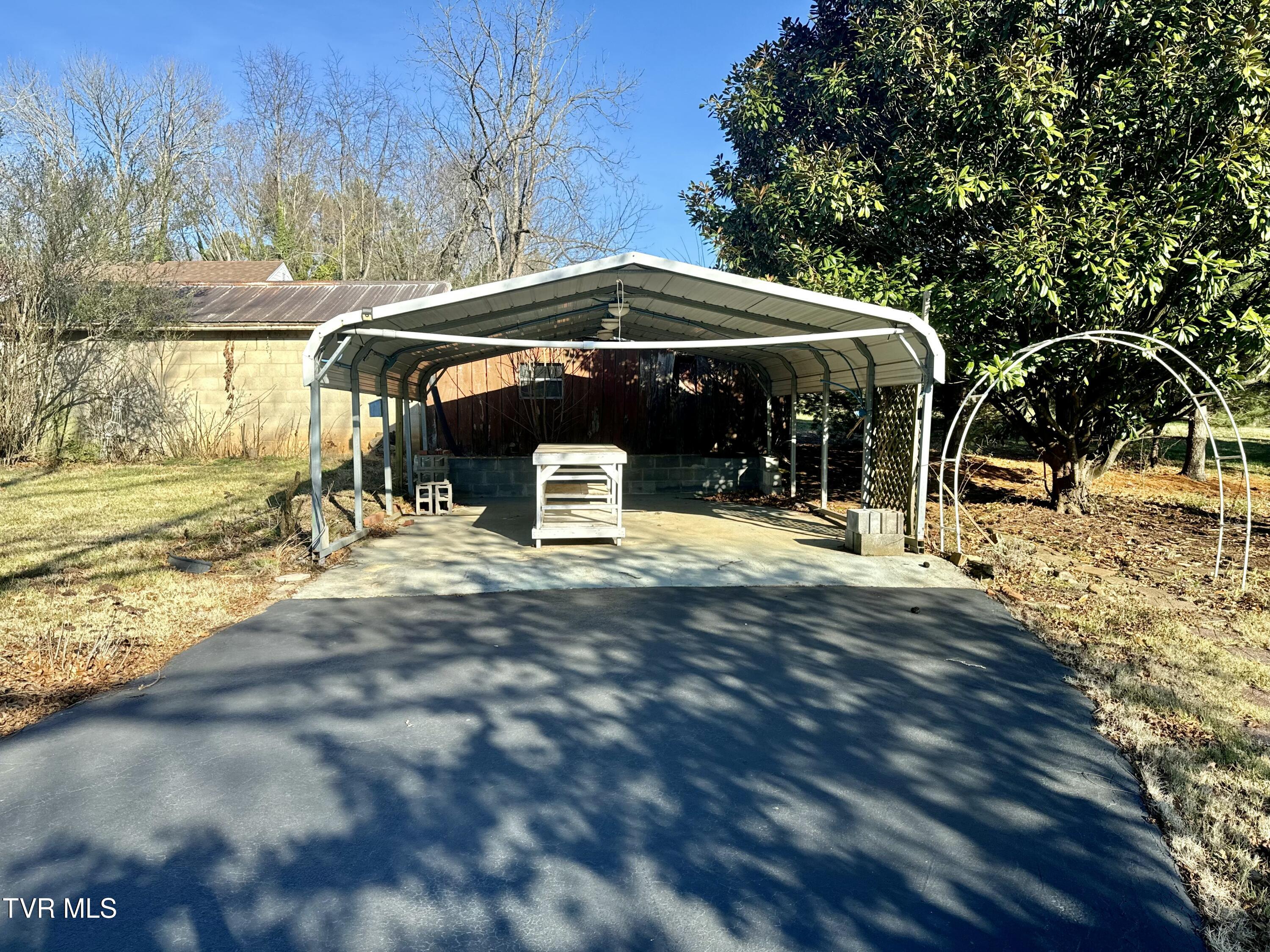 343 Crossway Road, Bristol, Virginia image 39