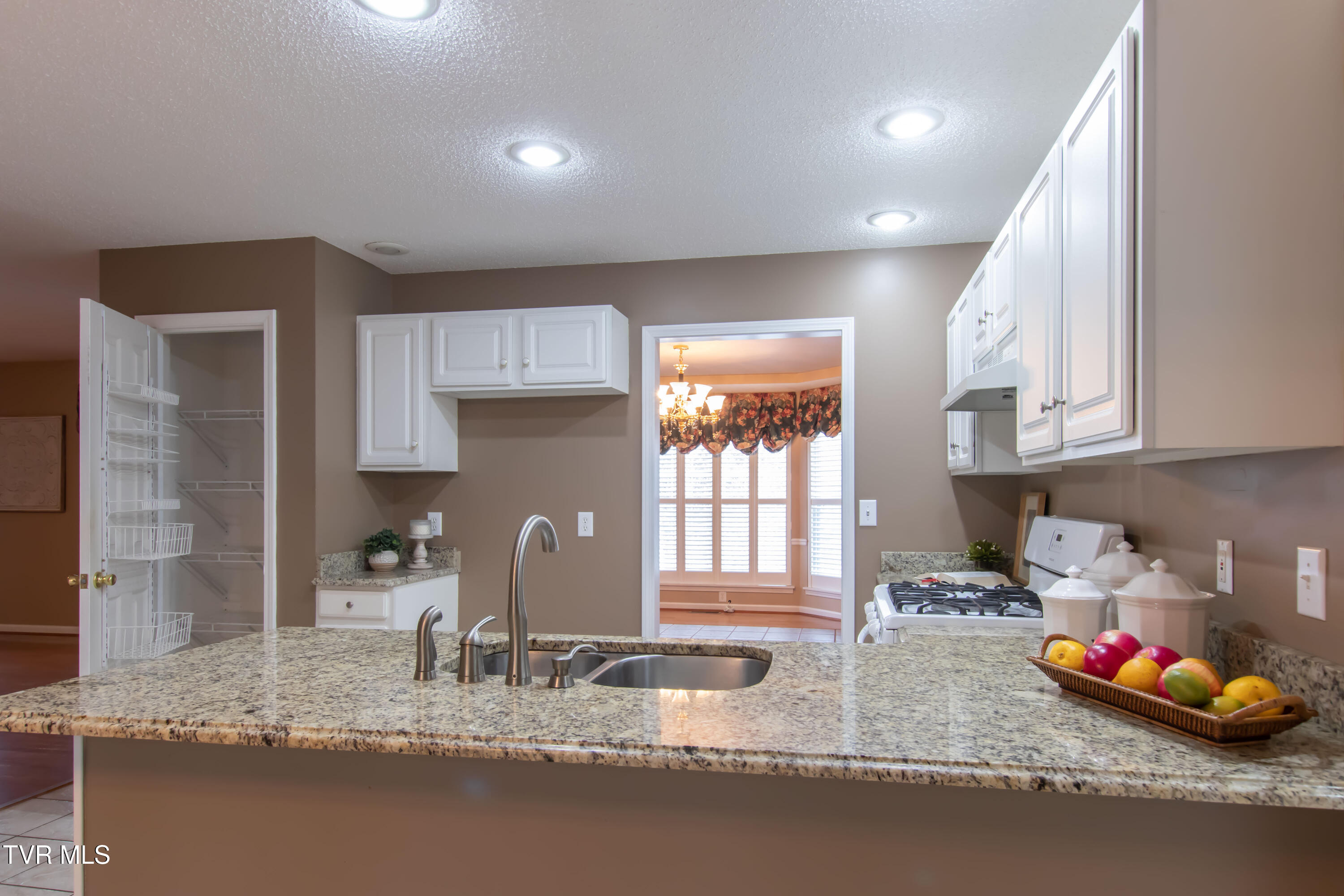 207 Autumn Drive, Bristol, Virginia image 17