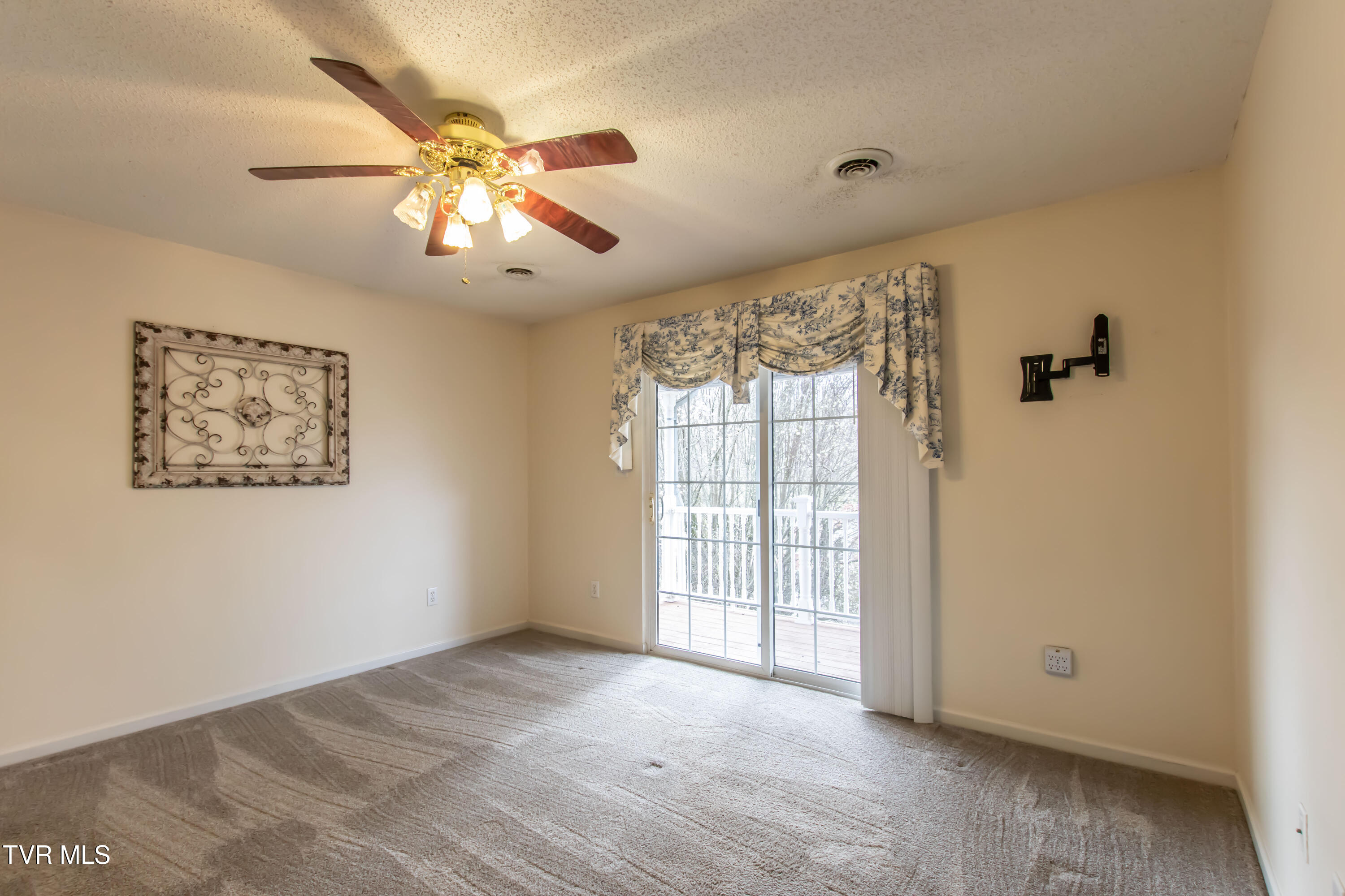 207 Autumn Drive, Bristol, Virginia image 22
