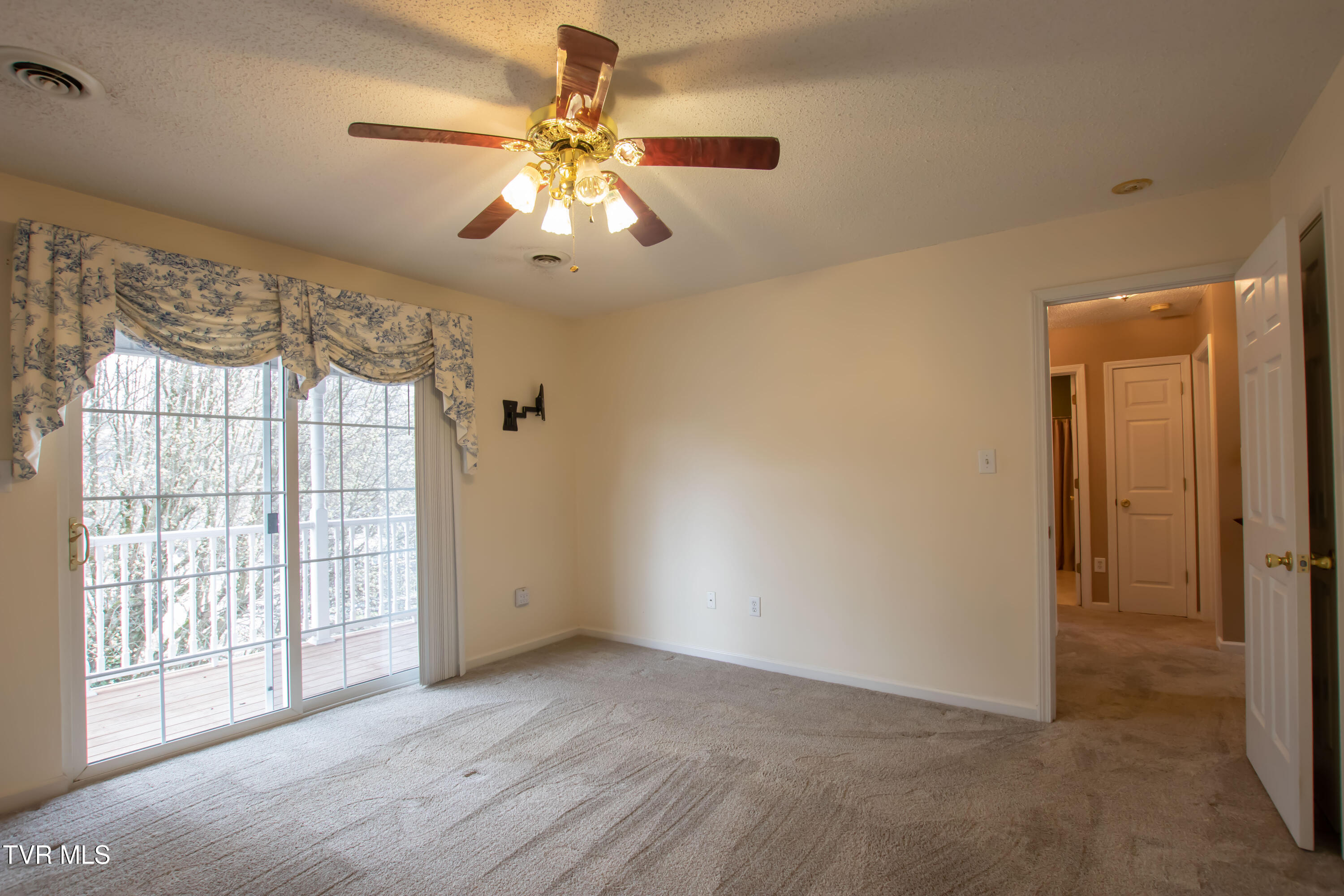 207 Autumn Drive, Bristol, Virginia image 23