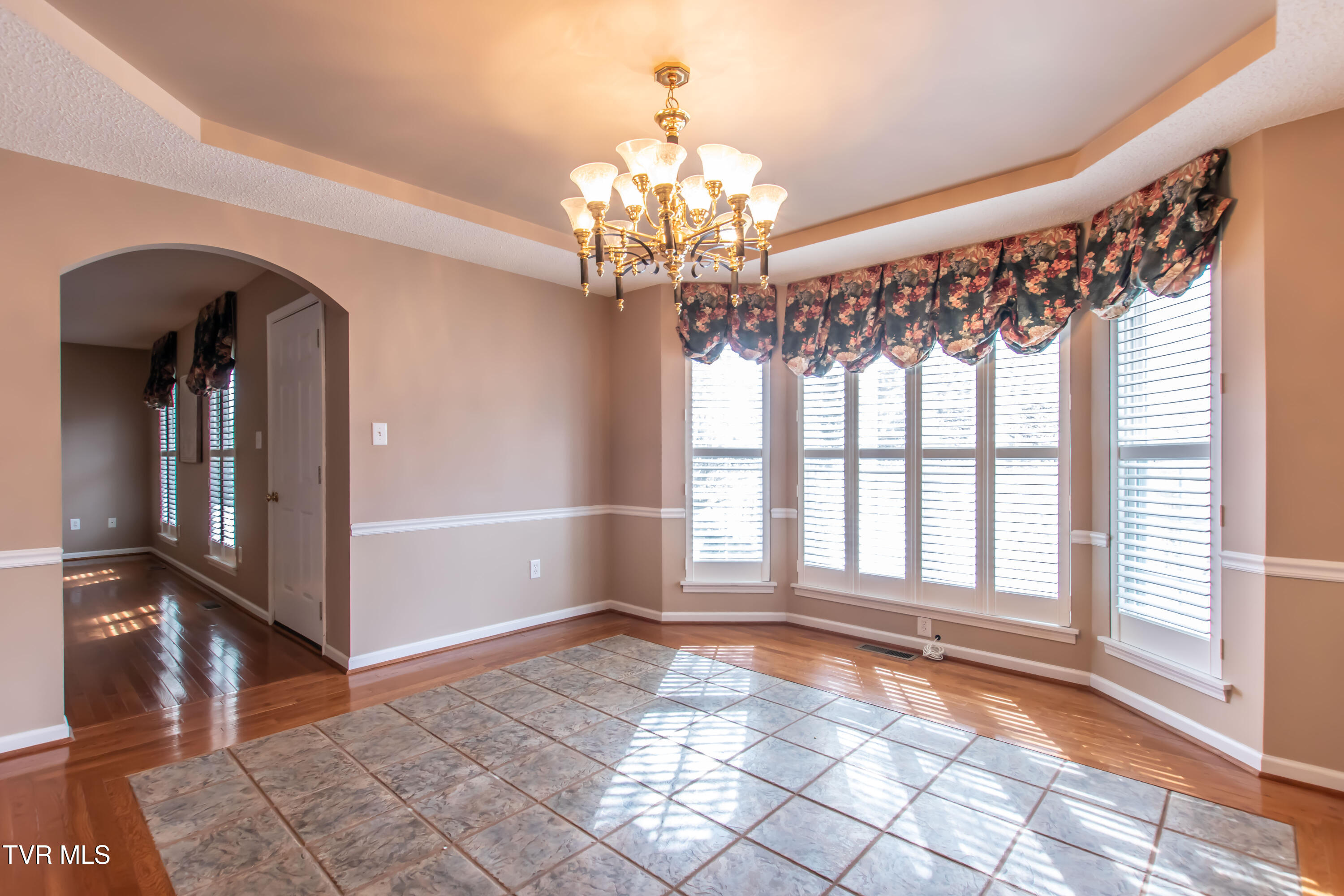 207 Autumn Drive, Bristol, Virginia image 9