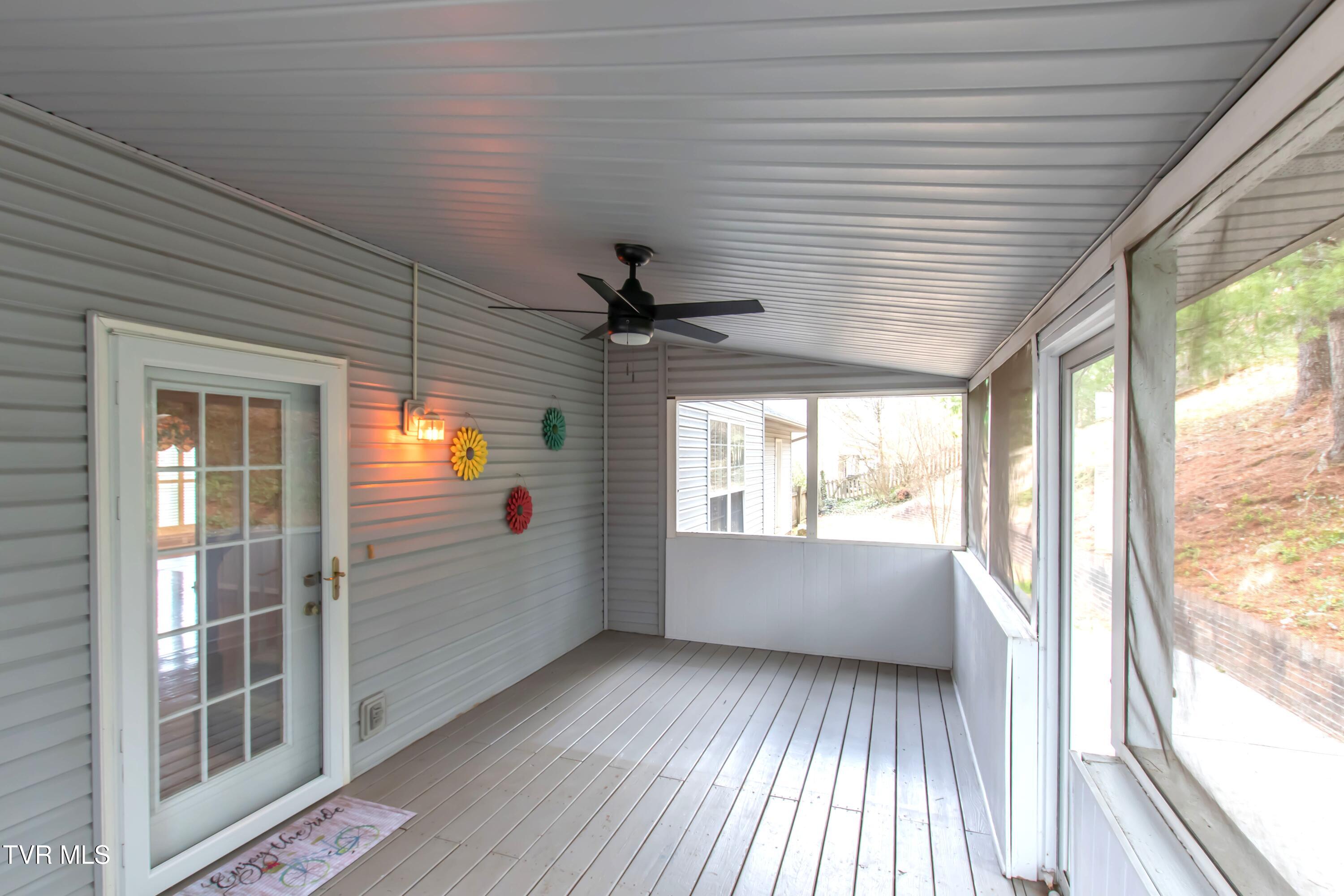 207 Autumn Drive, Bristol, Virginia image 44